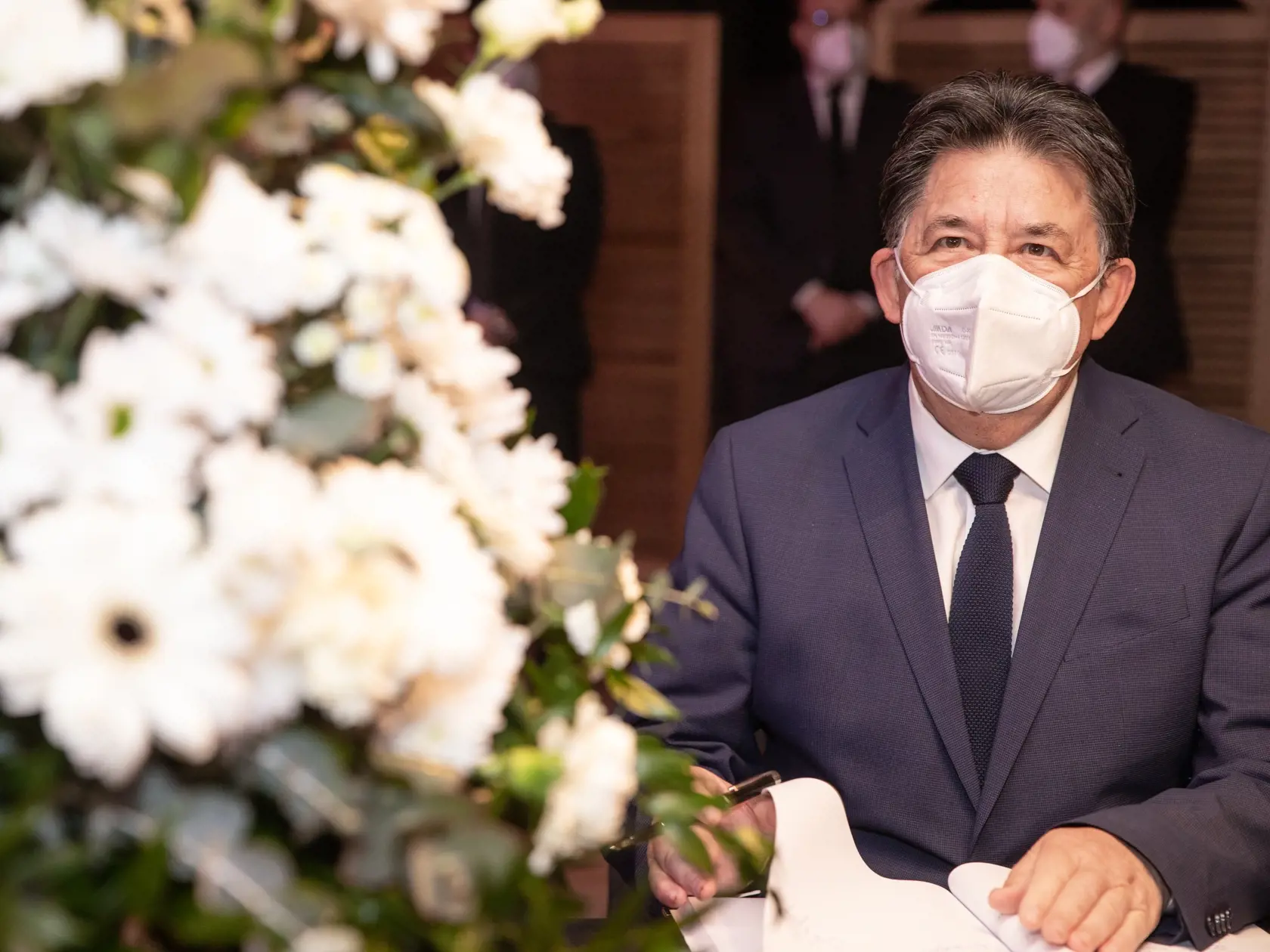 Na snímke je Posledná rozlúčka s bývalým ministrom Eduardom Kukanom. Bol trojnásobným ministrom zahraničných vecí i europoslancom. Na fotke je  minister životného prostredia Slovenskej republiky Ján Budaj.