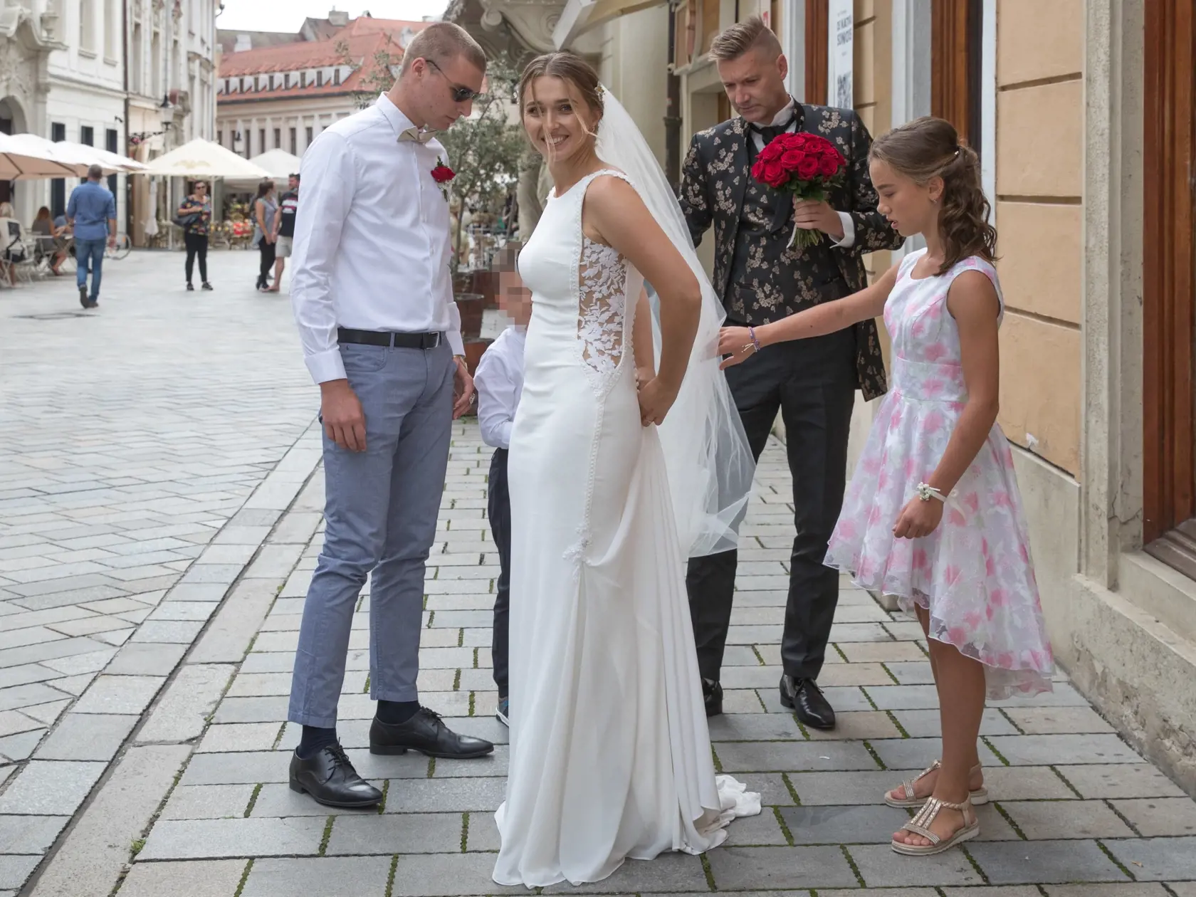 Svadba scenáristu Andyho Krausa a Jany Danišovej v bratislavskom Zichyho paláci.