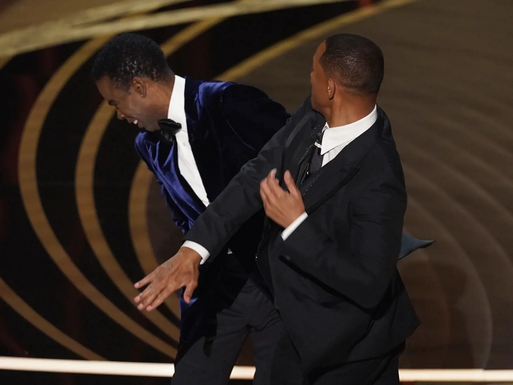 Moment, keď Will Smith udrel Chrisa Rocka.