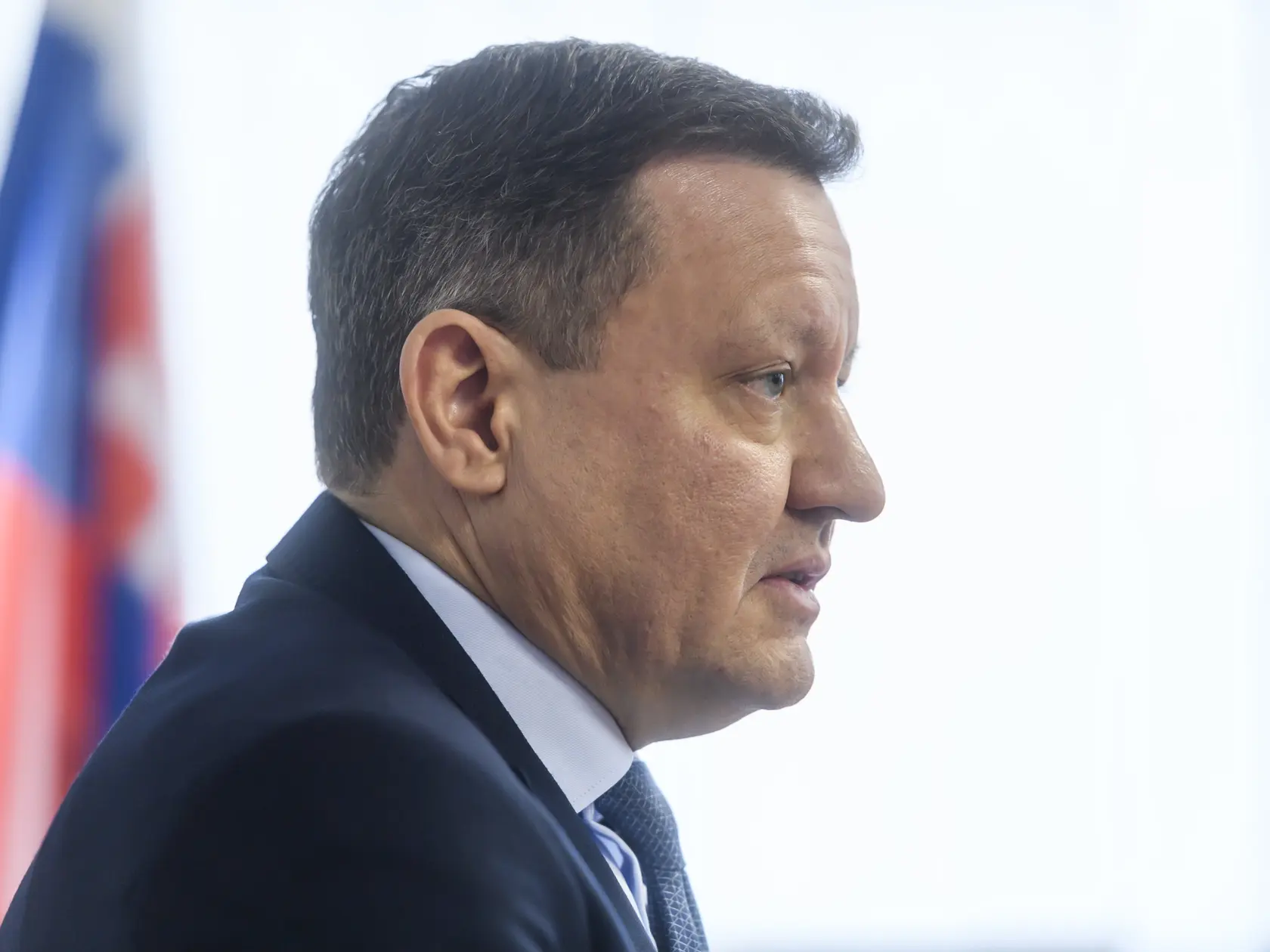 Na snímke špeciálny prokurátor Daniel Lipšic hovorí počas tlačovej konferencie k tragickej streľbe na Zámockej ulici v Bratislave, v Pezinku 15. januára 2024. Vyšetrovanie tragickej streľby na Zámockej ulici v Bratislave zastavili. Pri teroristickom útoku zomreli v októbri 2022 dve osoby. Potvrdilo sa, že strelcom bol Juraj K. 