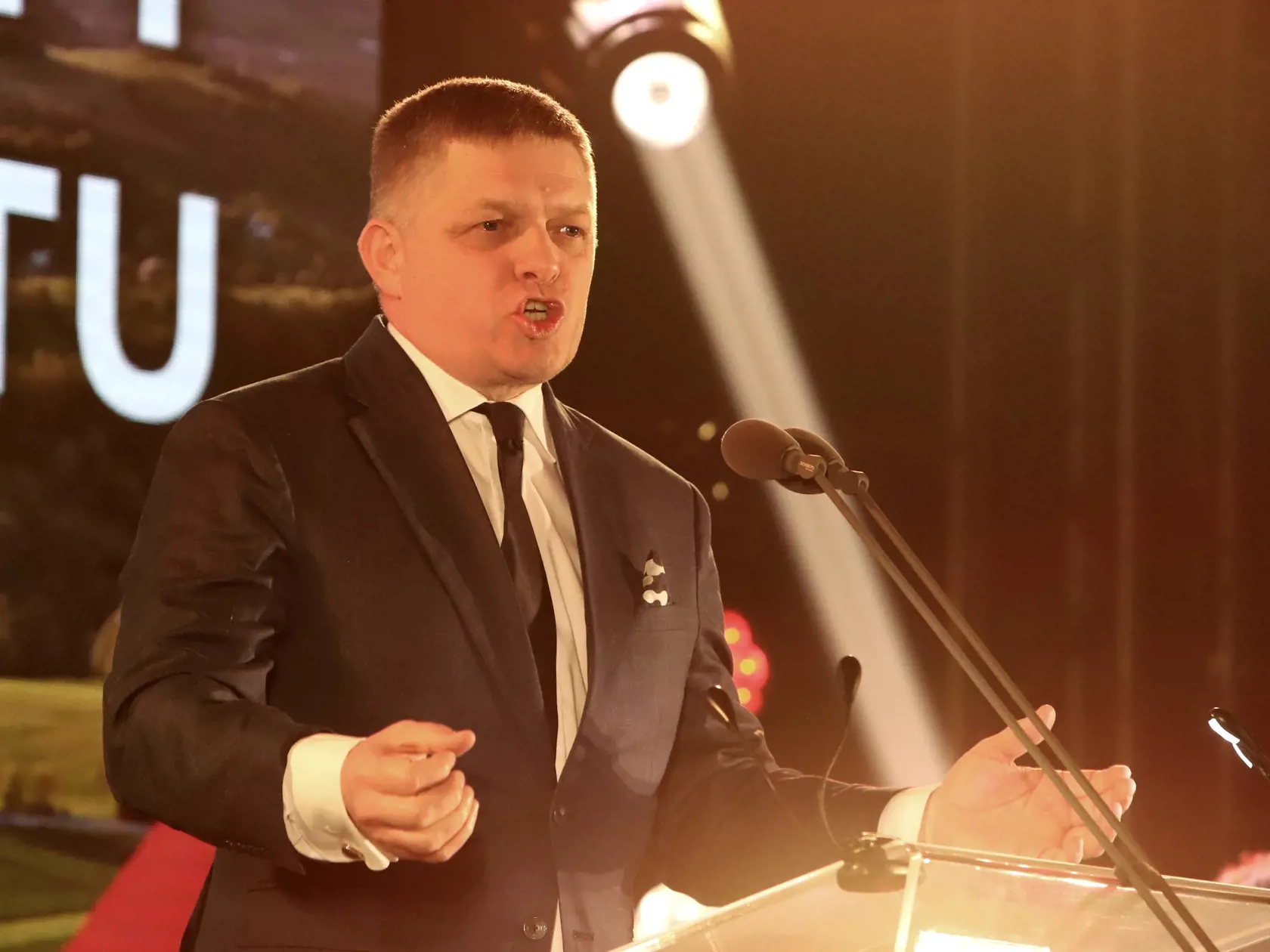 Na snímke predseda vládnej strany Smer-SD Robert Fico počas Programovej konferencie strany SMER - sociálna demokracia v Banskej Bystrici 18. januára 2020. FOTO TASR - Ján Krošlák