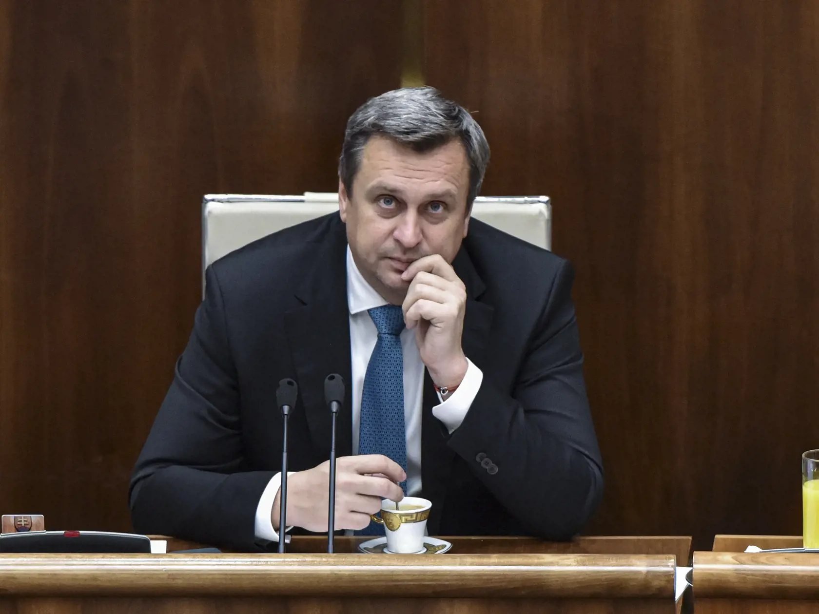 Andrej Danko sa bude opäť uchádzať o post predsedu mimoparlamentnej strany SNS.