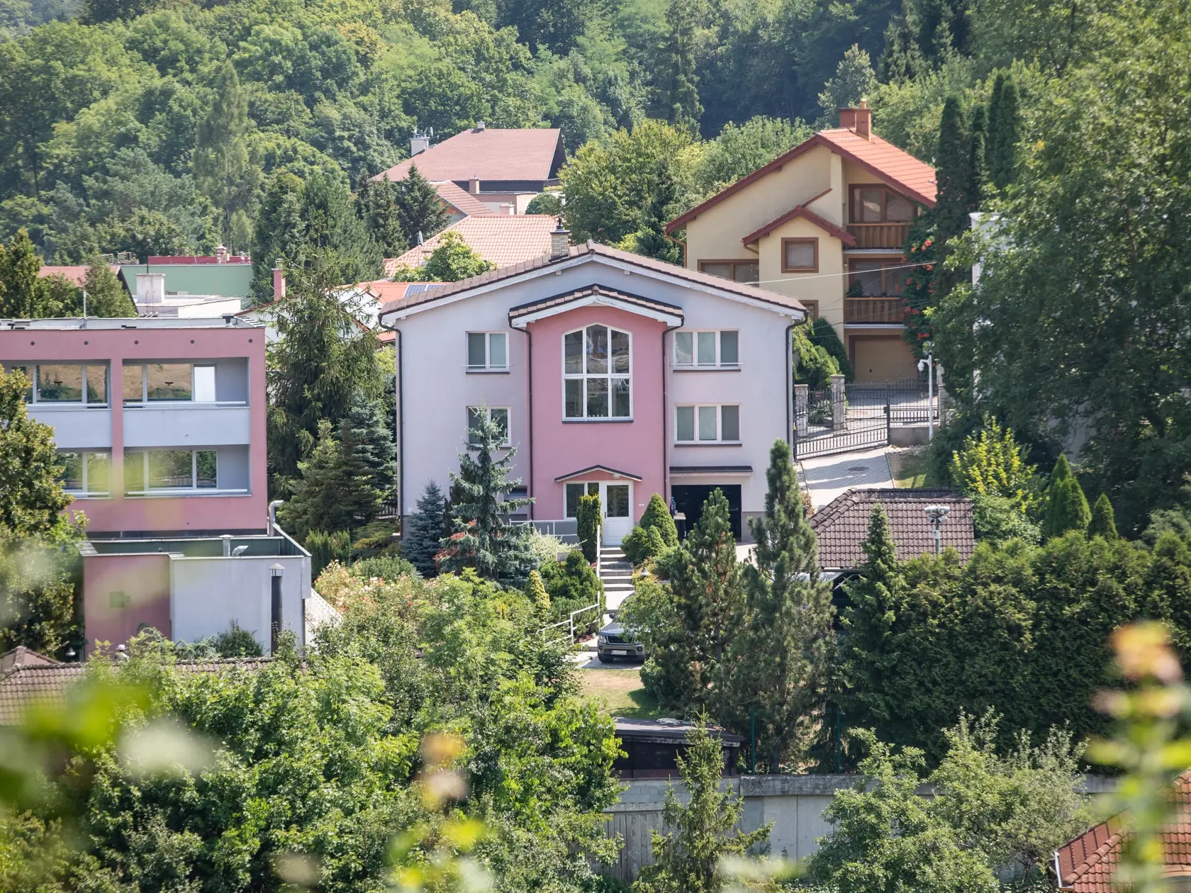 Expremiér Vladimír Mečiar oslavoval v piatok svoje 77. narodeniny.