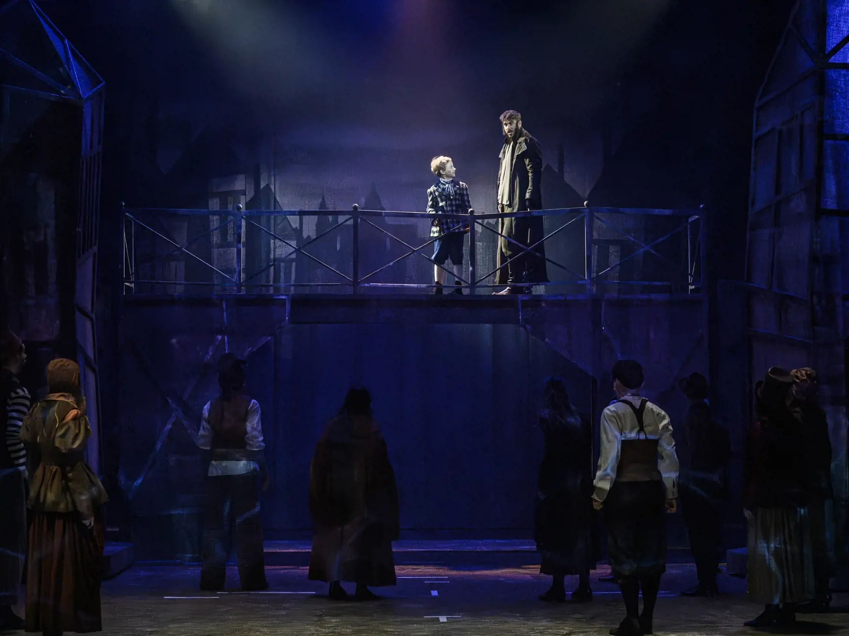 Slávny román Charlesa Dickensa - Oliver Twist ožil na javisku divadla Nová scéna v Bratislave.