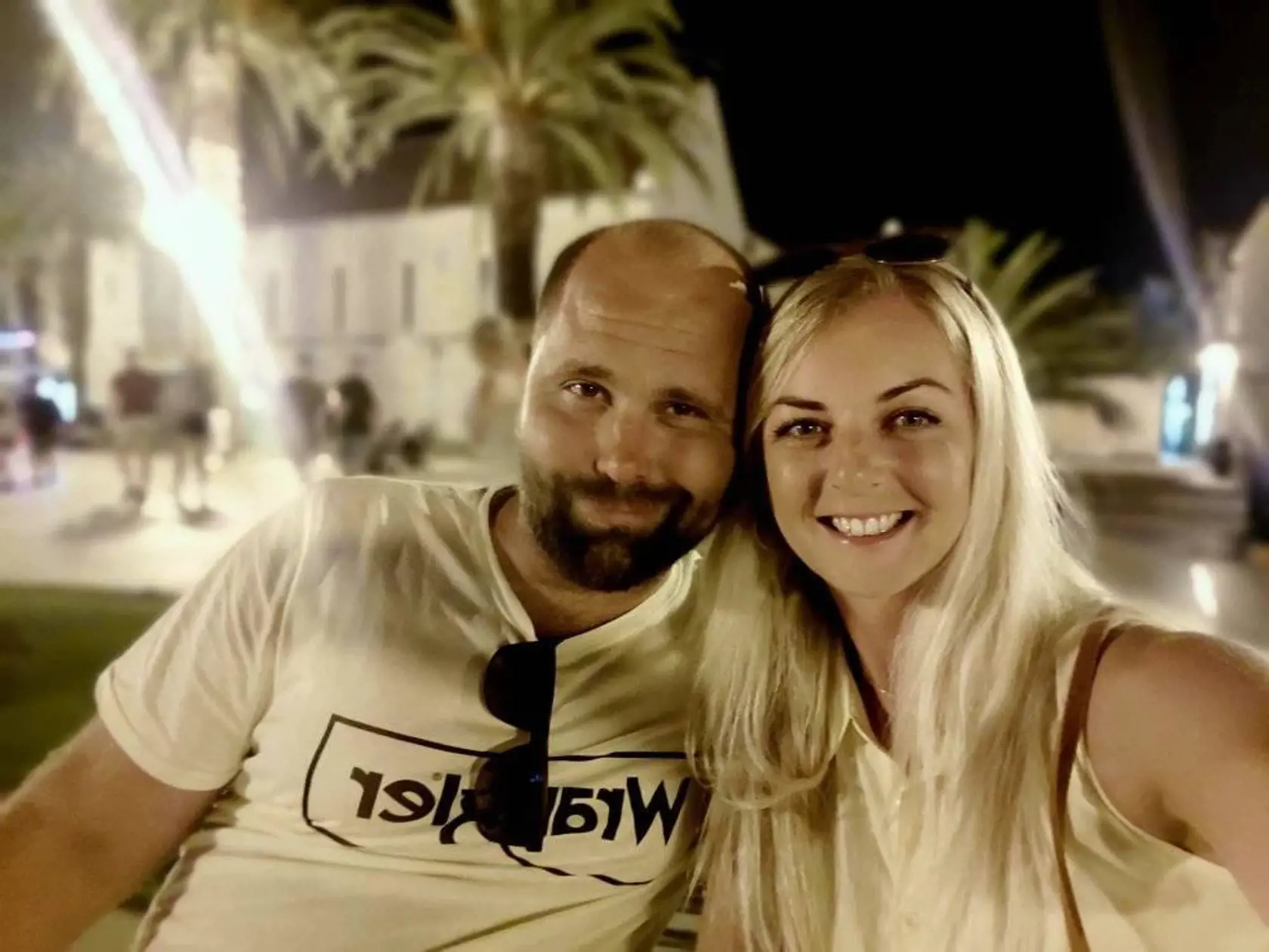 Nehnuteľnosť v obci Štiavnické Bane prepísal Miroslav Číž na svojho syna Tomáša koncom minulého roka.