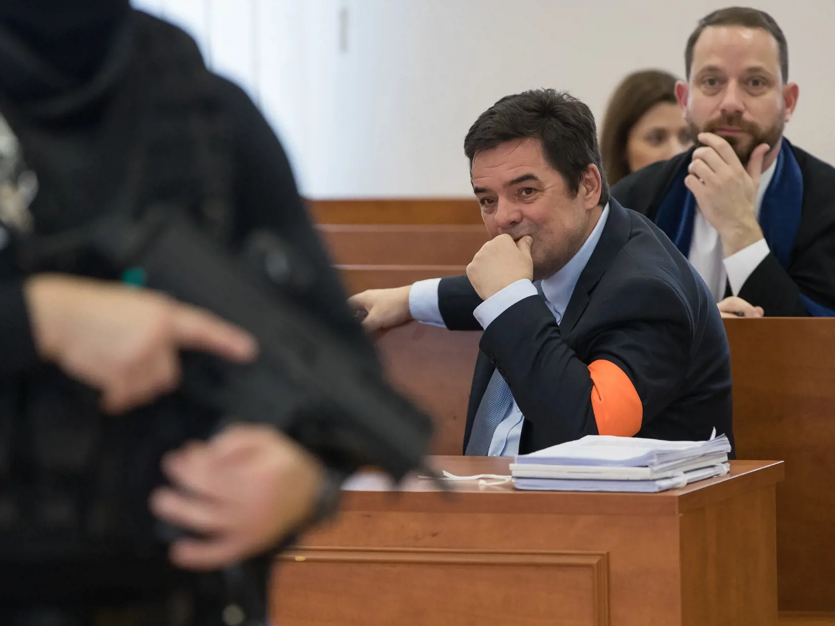 Prvé pojednávanie na Špecializovanom trestnom súde v Pezinku vo veci vraždy investigatívneho novinára Jána Kuciaka a jeho snúbenice Martiny Kušnírovej. Na snímke vľavo je Marián Kočner.