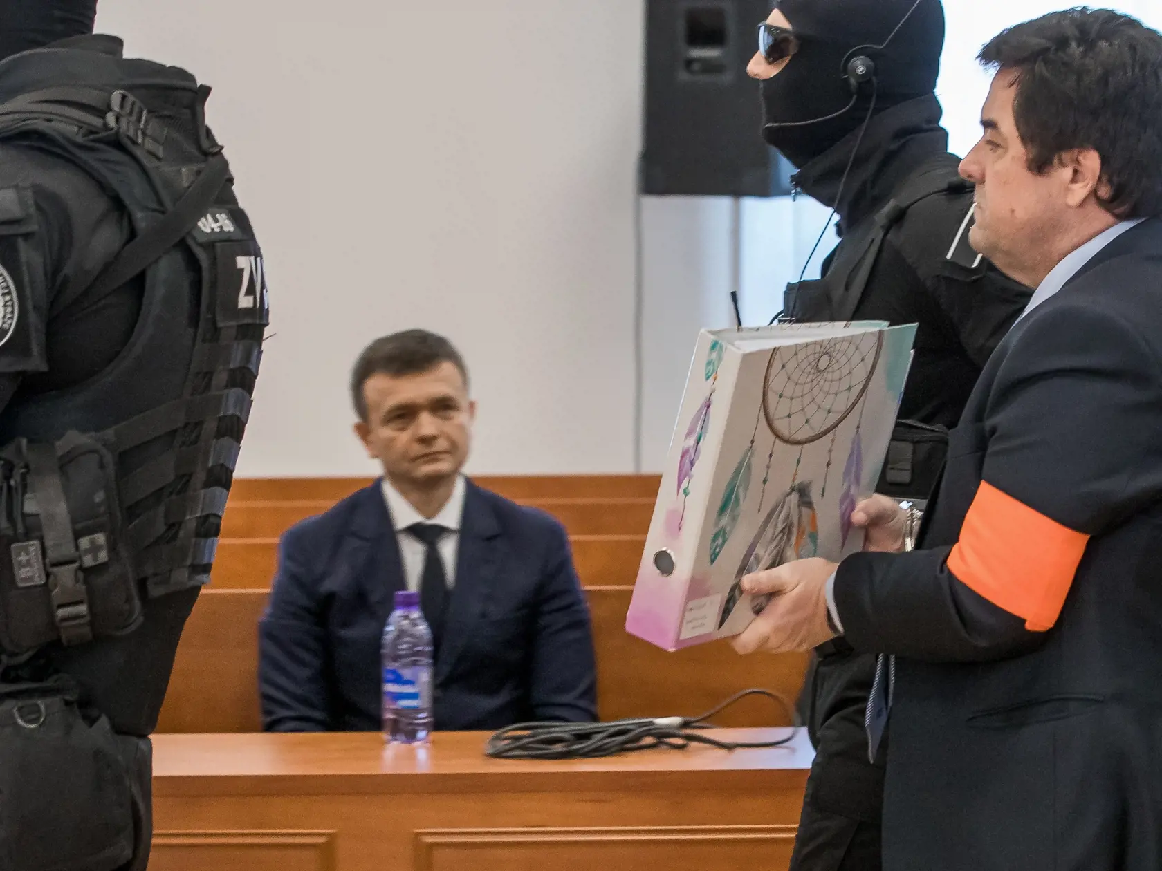 Štvrté pojednávanie na Špecializovanom trestnom súde v Pezinku vo veci vraždy investigatívneho novinára Jána Kuciaka a jeho snúbenice Martiny Kušnírovej. Na snímke zľava je Jaroslav Haščák, ktorý bol predvolaný ako svedok a obžalovaný Marián Kočner.