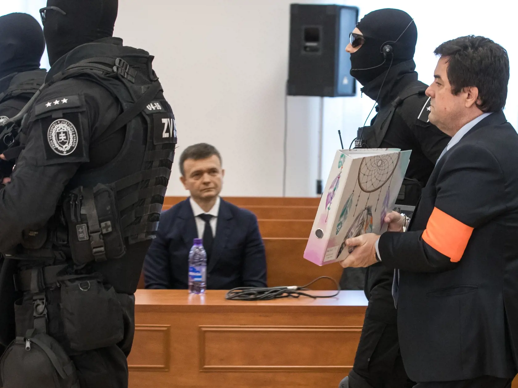 Štvrté pojednávanie na Špecializovanom trestnom súde v Pezinku vo veci vraždy investigatívneho novinára Jána Kuciaka a jeho snúbenice Martiny Kušnírovej. Na snímke zľava je Jaroslav Haščák, ktorý bol predvolaný ako svedok a obžalovaný Marián Kočner.