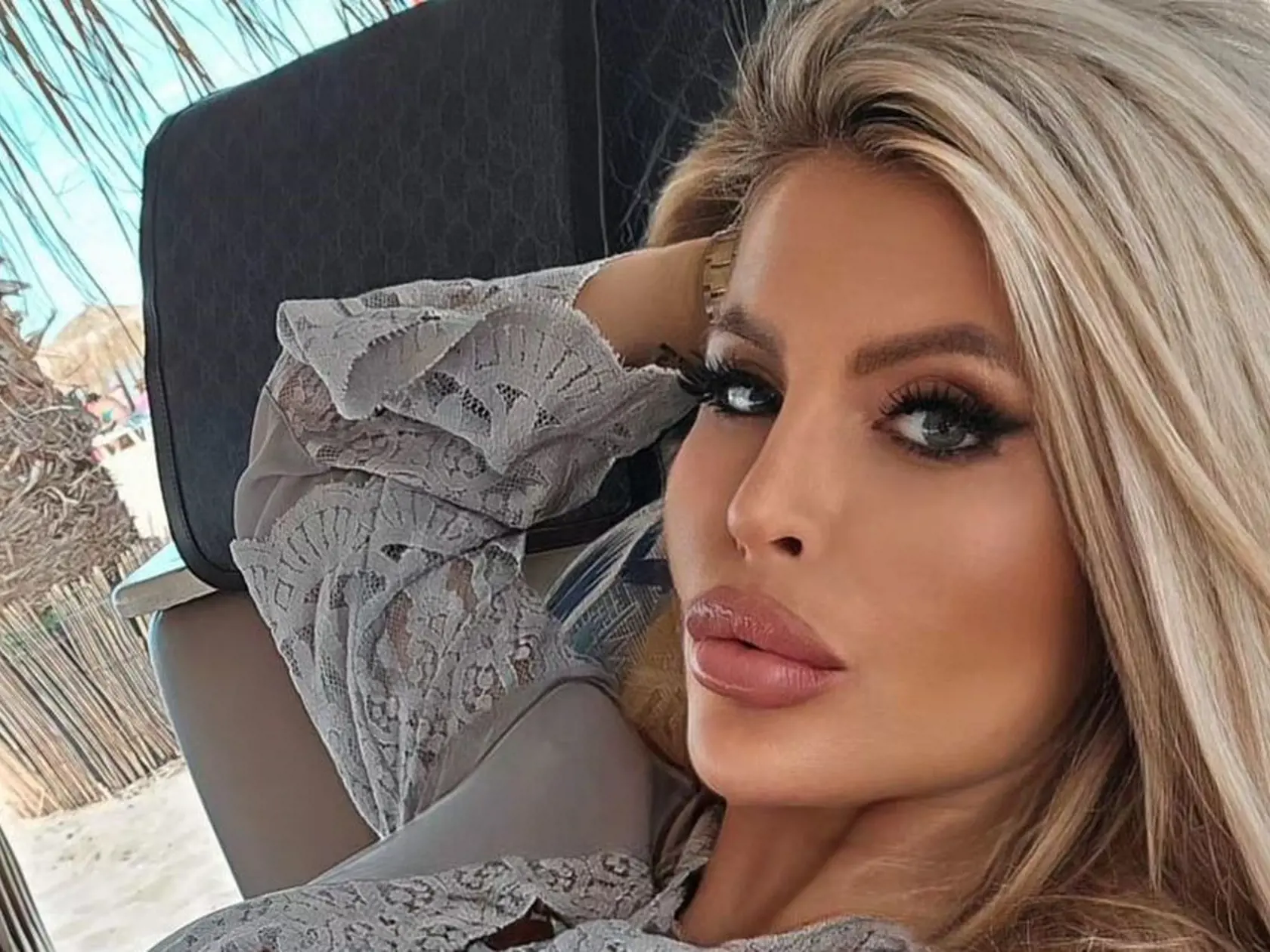 Lela Vémola