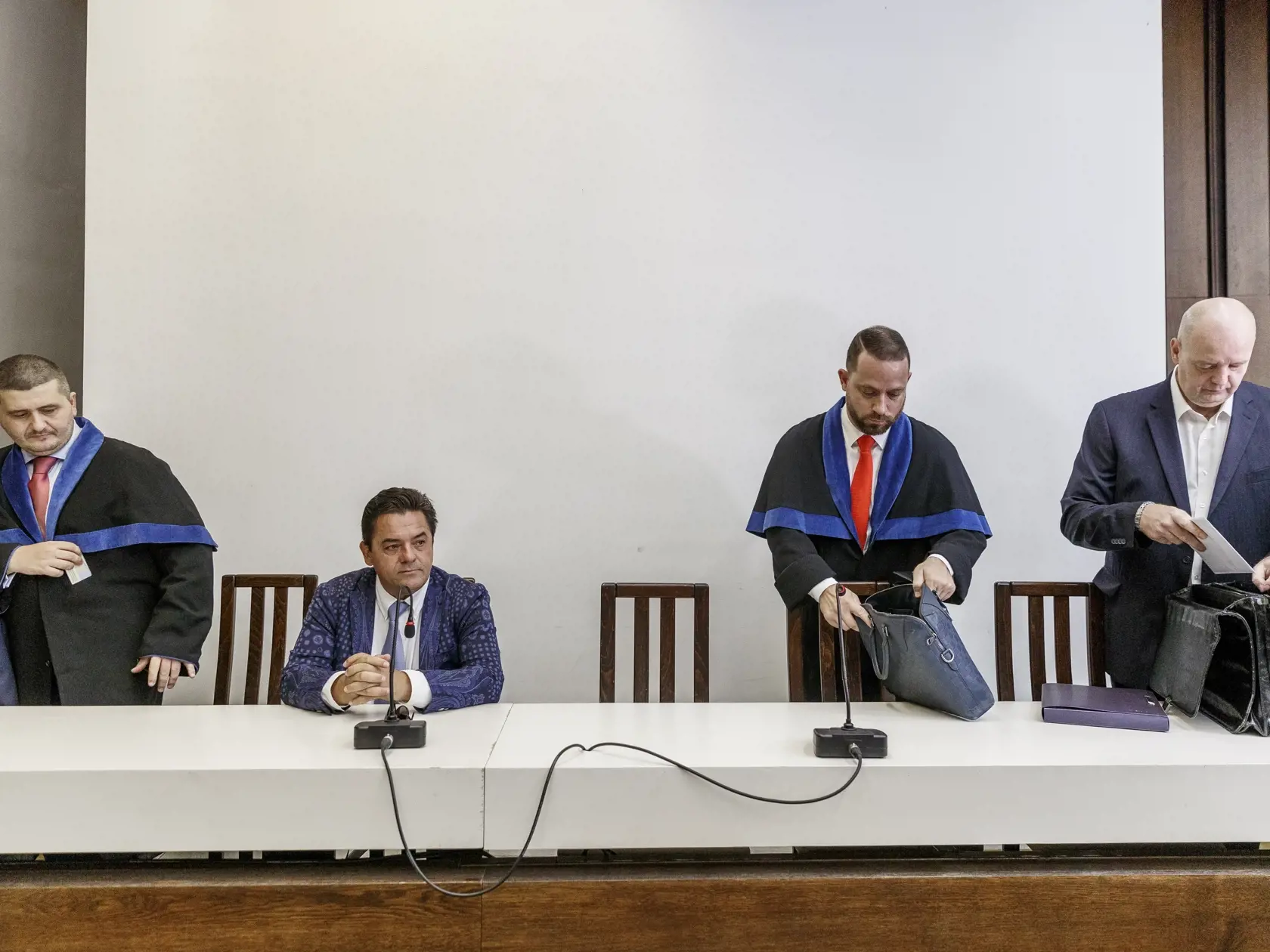 Na Najvyššom súde Slovenskej republiky začalo pojednávanie s podnikateľmi Mariánom Kočnerom a Pavlom Ruskom v kauze zmeniek TV Markíza.