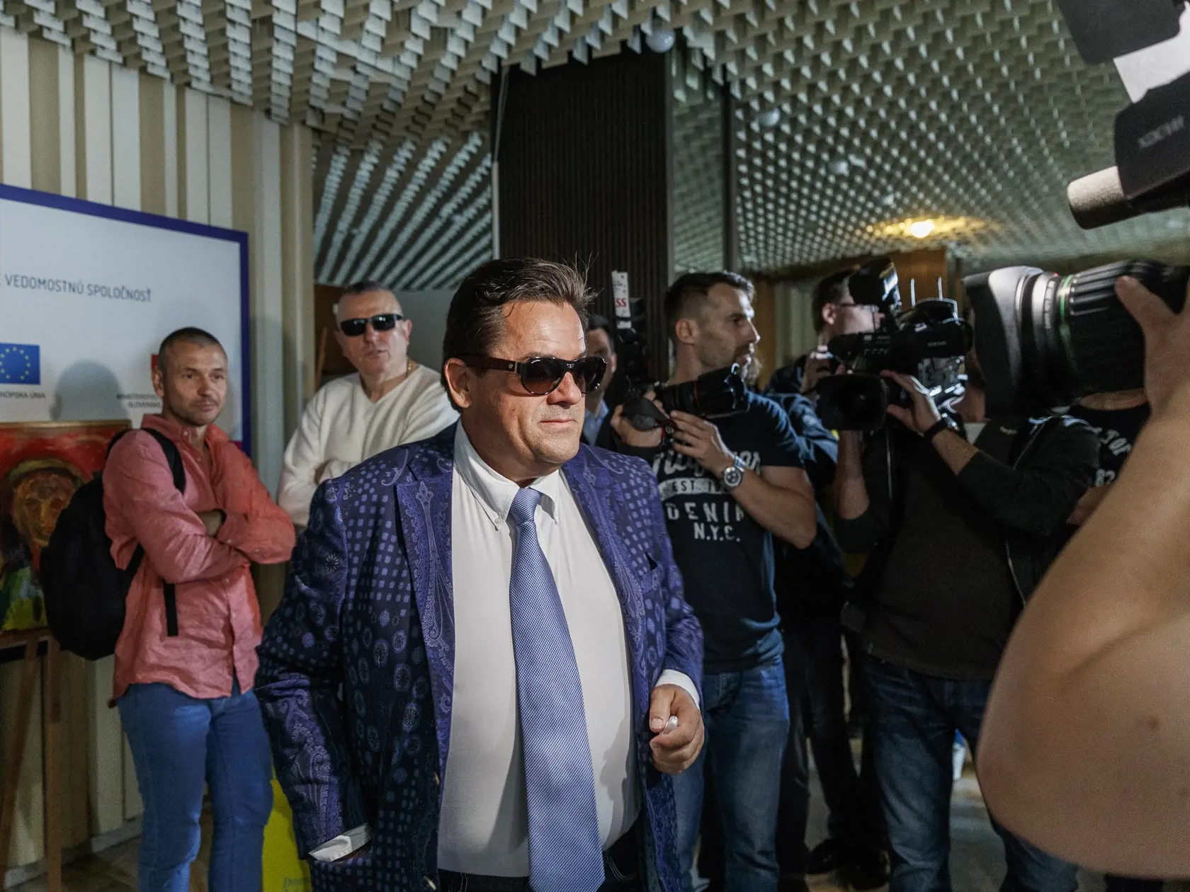 Na Najvyššom súde Slovenskej republiky začalo pojednávanie s podnikateľmi Mariánom Kočnerom a Pavlom Ruskom v kauze zmeniek TV Markíza.