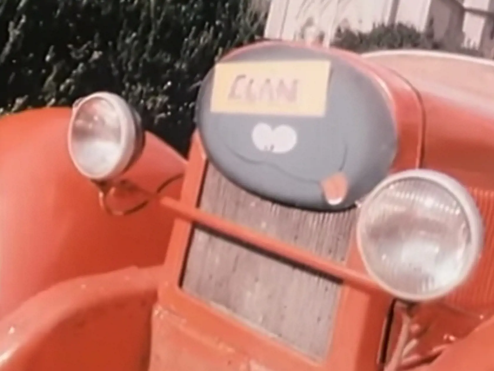 Auto účinkovalo aj v klipe skupiny Elán Kaskadér.
