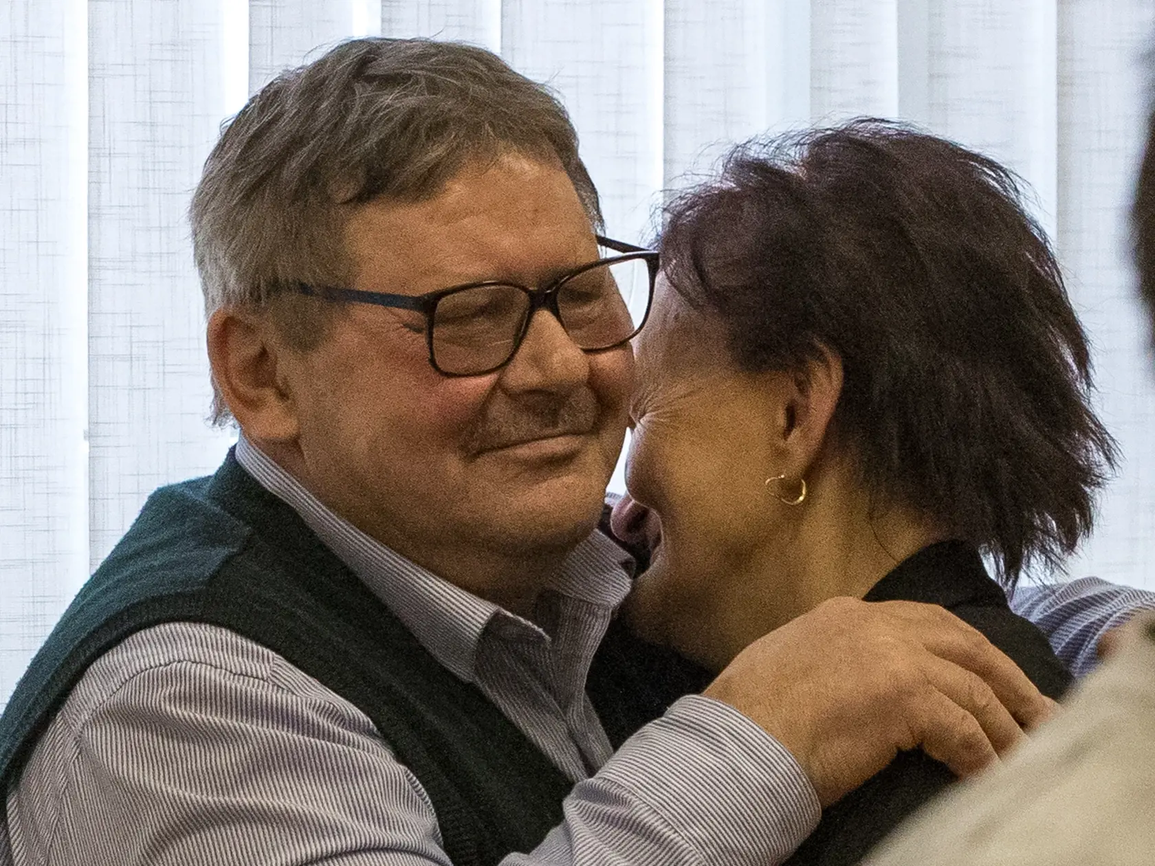 Druhé pojednávanie na Špecializovanom trestnom súde v Pezinku vo veci vraždy investigatívneho novinára Jána Kuciaka a jeho snúbenice Martiny Kušnírovej. Na snímke je Jozef Kuciak a Jana Kuciaková, rodičia zavraždeného novinára.