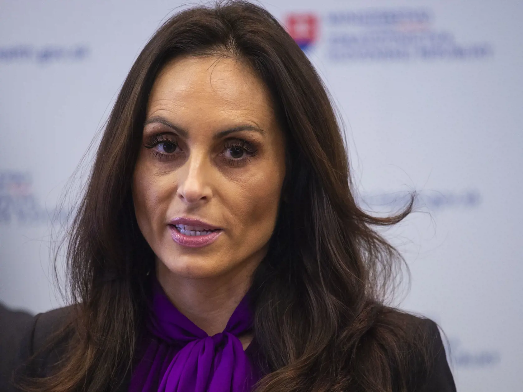 Na snímke ministerka zdravotnícta SR Zuzana Dolinková (HLAS-SD) počas tlačovej konferencie k aktuálnej situácii v súvislosti s výstavbou novej Univerzitnej nemocnice v Martine (UNM), 31. januára 2024 v Bratislave. FOTO TASR - Jakub Kotian