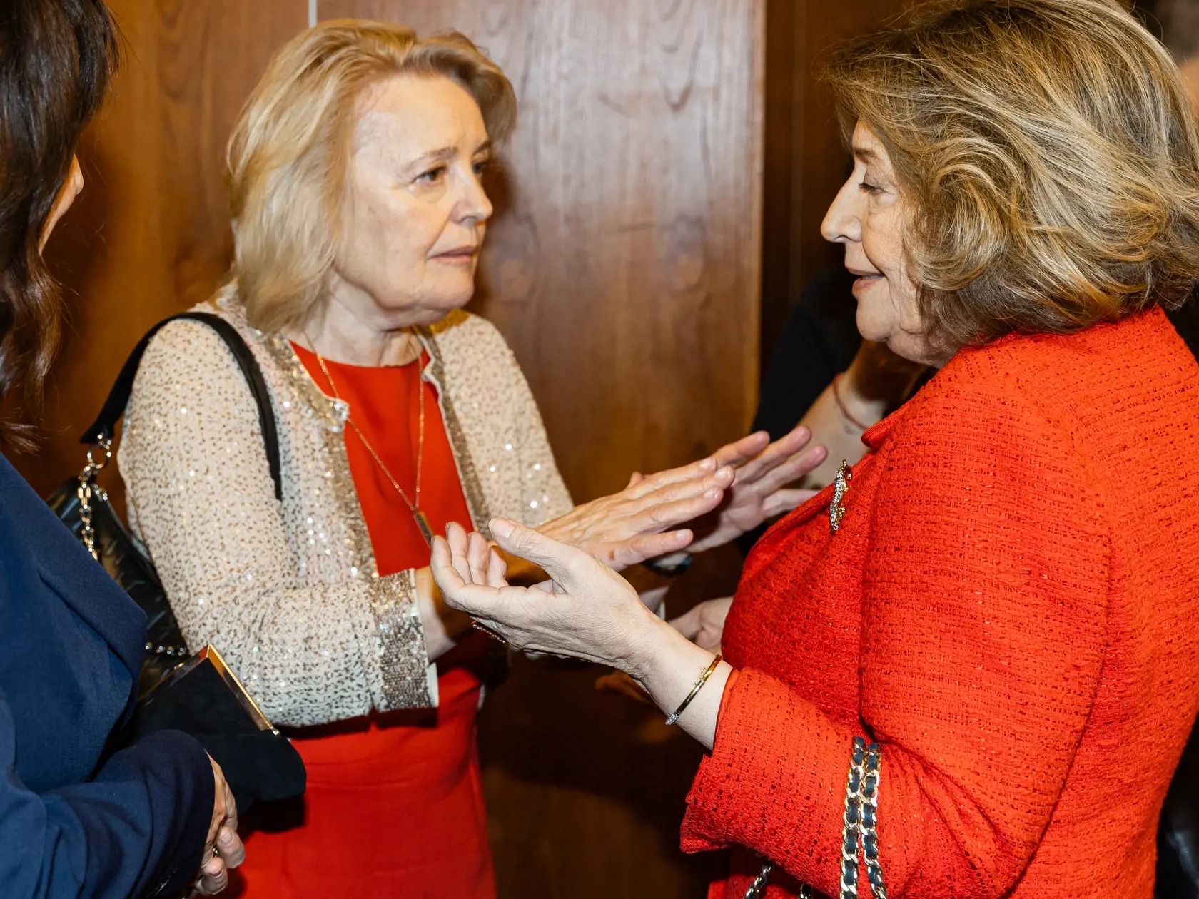 Odovzdávanie divadeľných ocenení “DOSKY 2023” v Bratislave. Na snímkie Ľubica Čekovská, Magda Vášáryová a Emília Vášáryová.