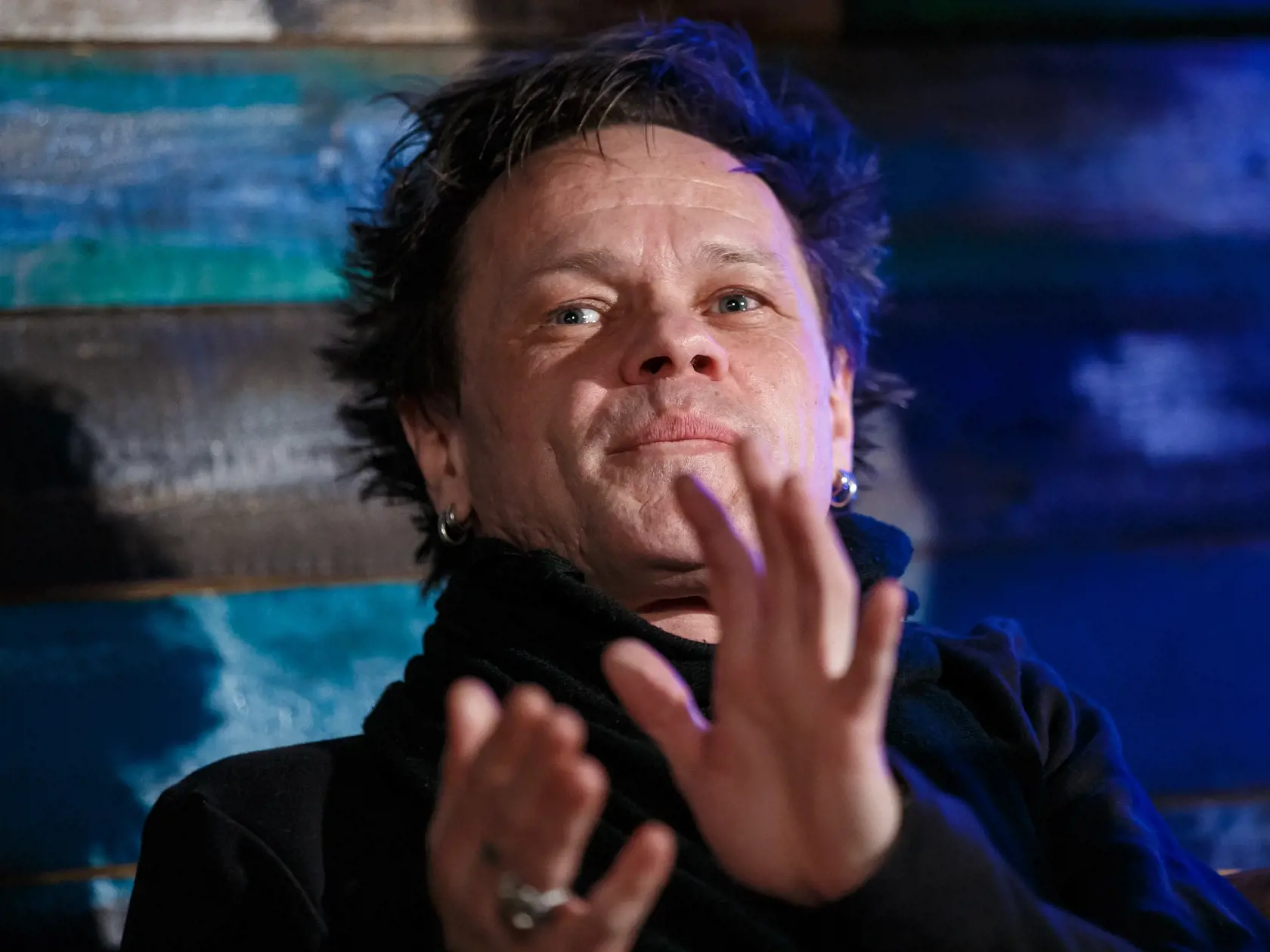 Robert Roth prisiel na talkshow kde bol hostom so svojou priatelkou Bobou Baluchovou