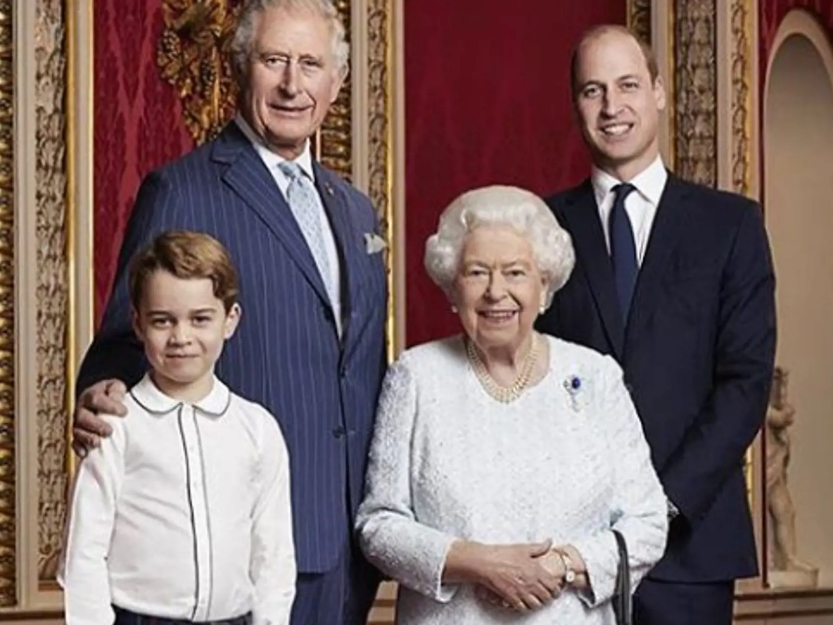 Meghan a Harry mali pocit, že sú v monarchii na vedľajšej koľaji a že kráľovná uprednostňuje Williama a jeho rodinu.