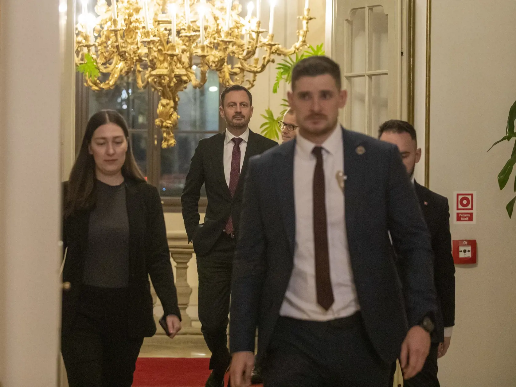 Na snímke premiér Eduard Heger a predseda vlády Boris Kollár na rokovaní u prezidentky po vyslovení nedôvery vláde.