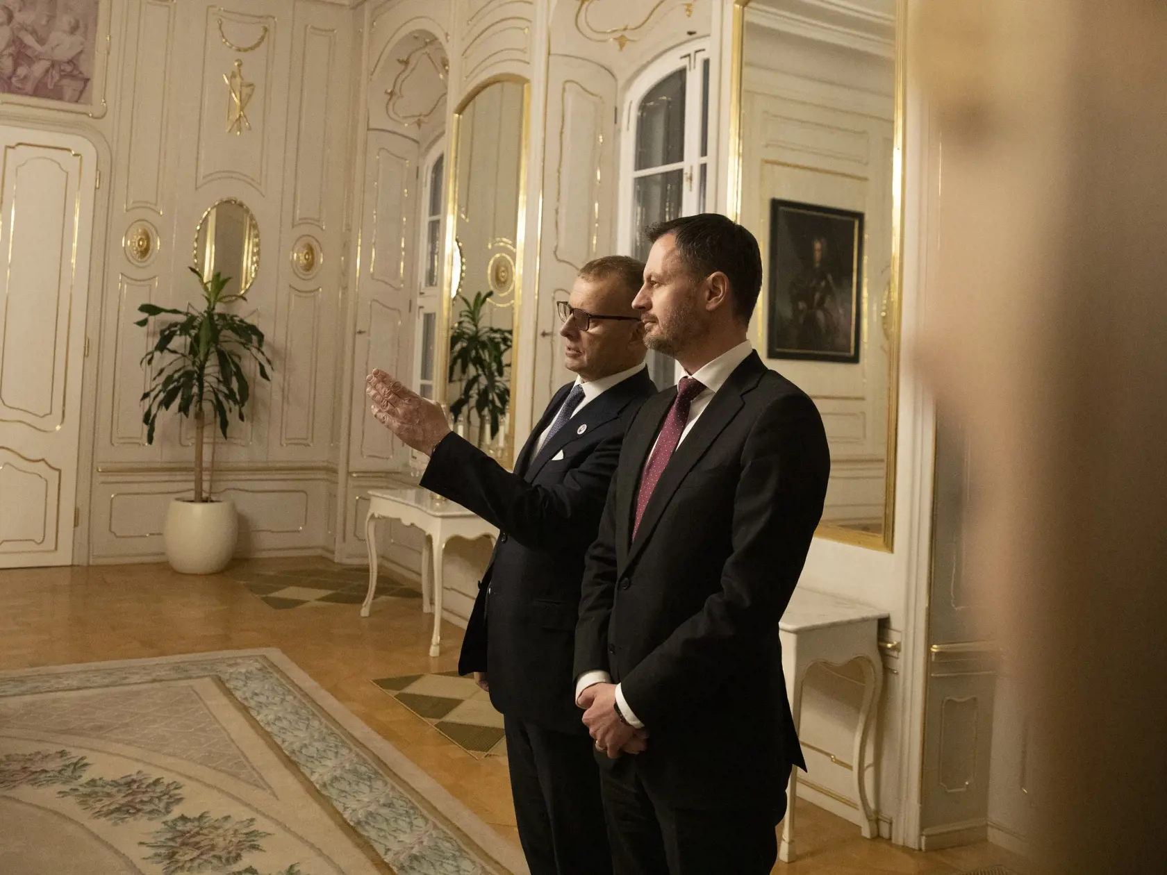 Na snímke premiér Eduard Heger a predseda vlády Boris Kollár na rokovaní u prezidentky po vyslovení nedôvery vláde.