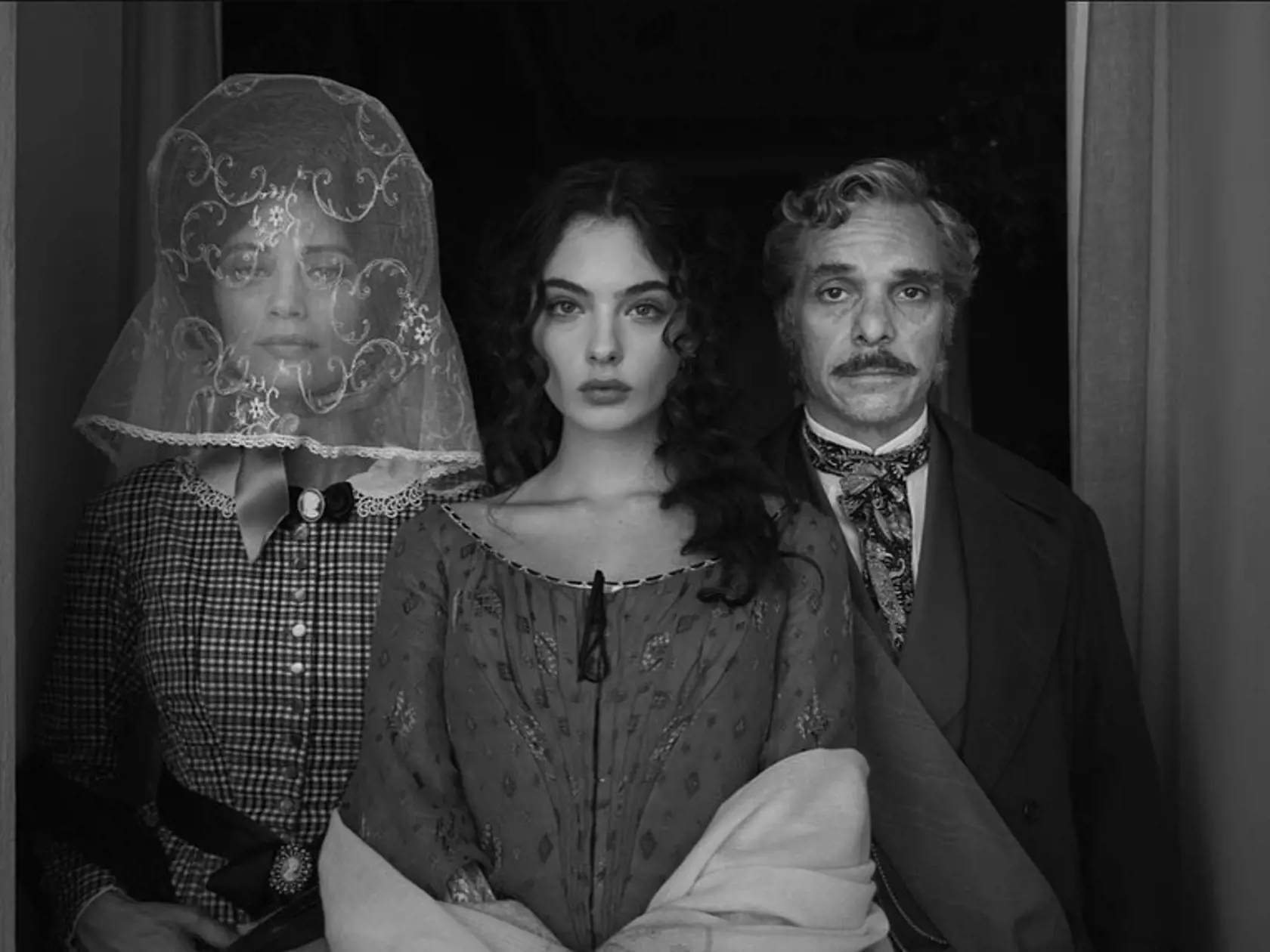 Deva v novom historickom seriáli na Netflixe Gepard. Pokračuje v maminých šľapajach. Monica Bellucci je na ňu hrdá!