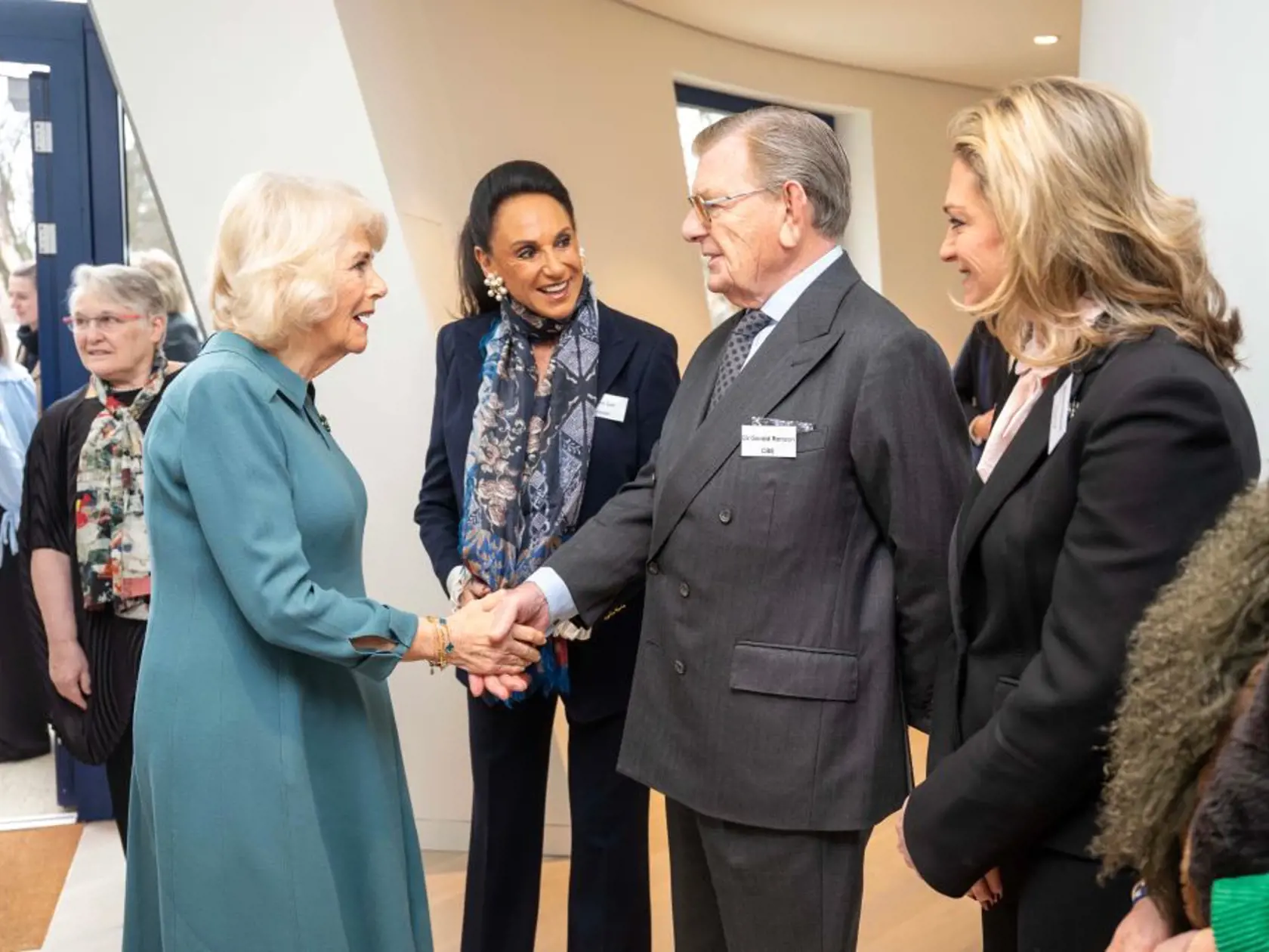 Keď kráľovná Camilla (76) pred niekoľkými dňami otvárala nové onkologické centrum, sama už vedela o novej diagnóze svojho manžela. Takto to zvládla.