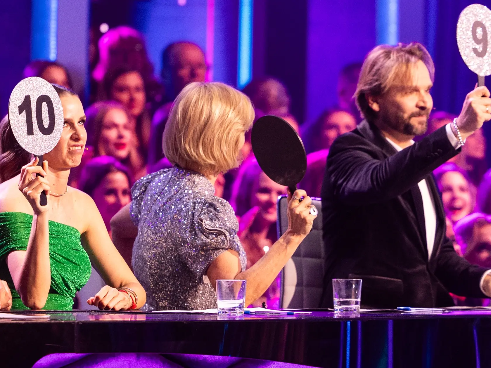 Na snímke porota Ján Ďurovčík, Tatiana Drexler, Nela Pocisková počas piateho  kola Let's dance 2025.