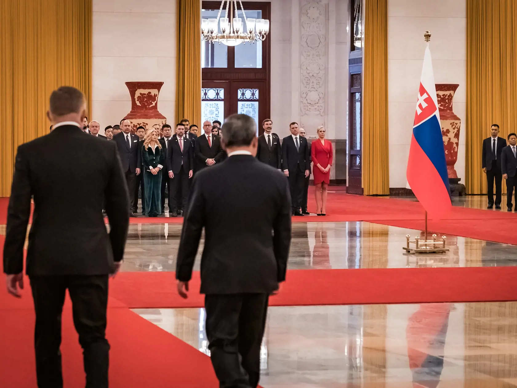 Premiér Robert Fico spolu so 70-člennou delegáciou je už takmer týždeň v Číne, kde sa konajú viaceré bilaterálne rokovania.