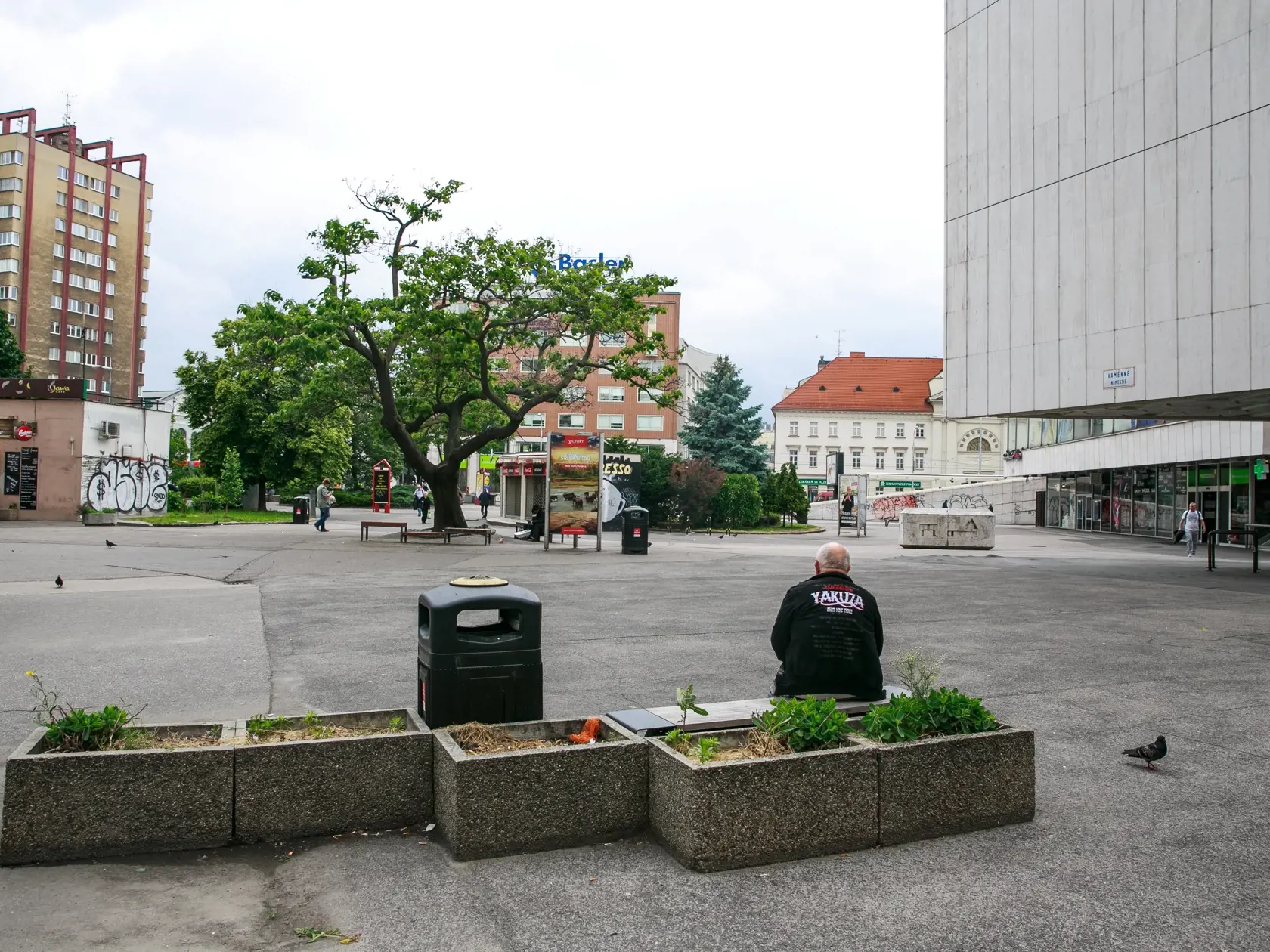 Kamenné námestie v Bratislave.