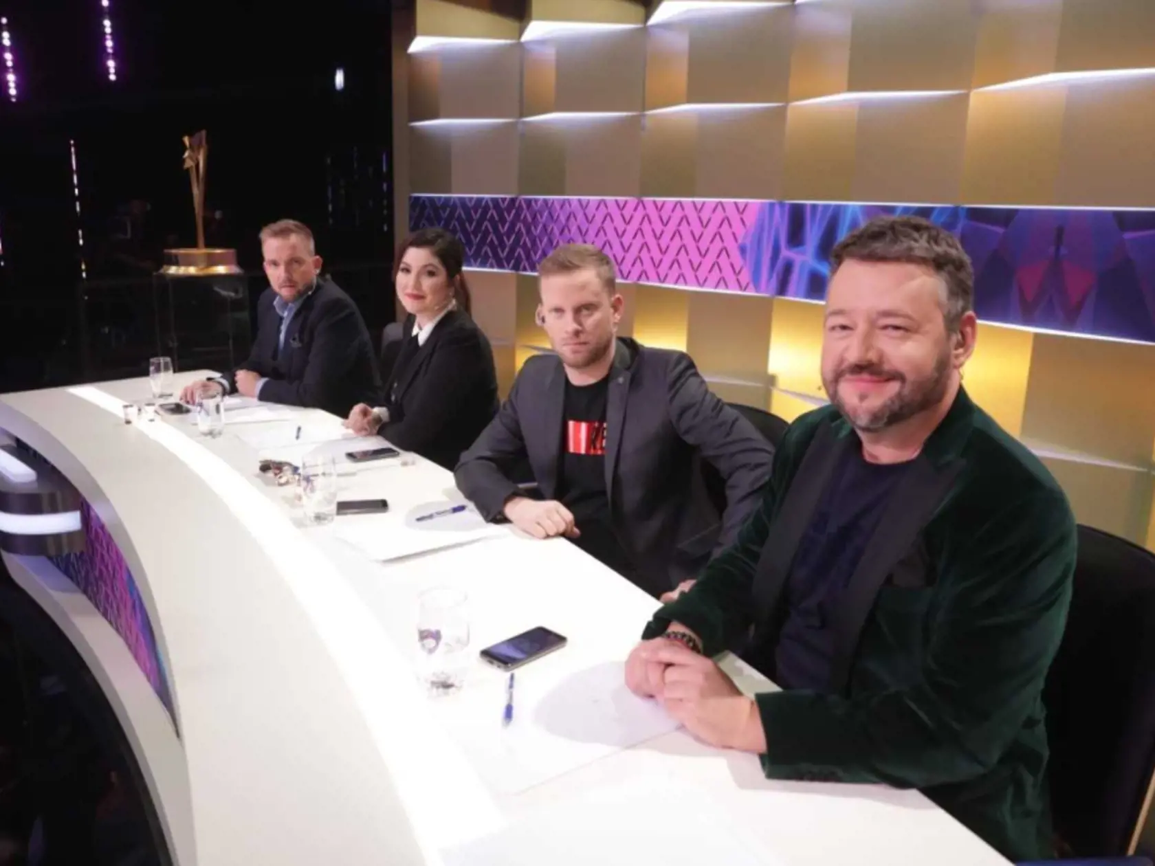 Detektívovia v šou Zlatá maska, medzi nimi aj Michal Hudák.