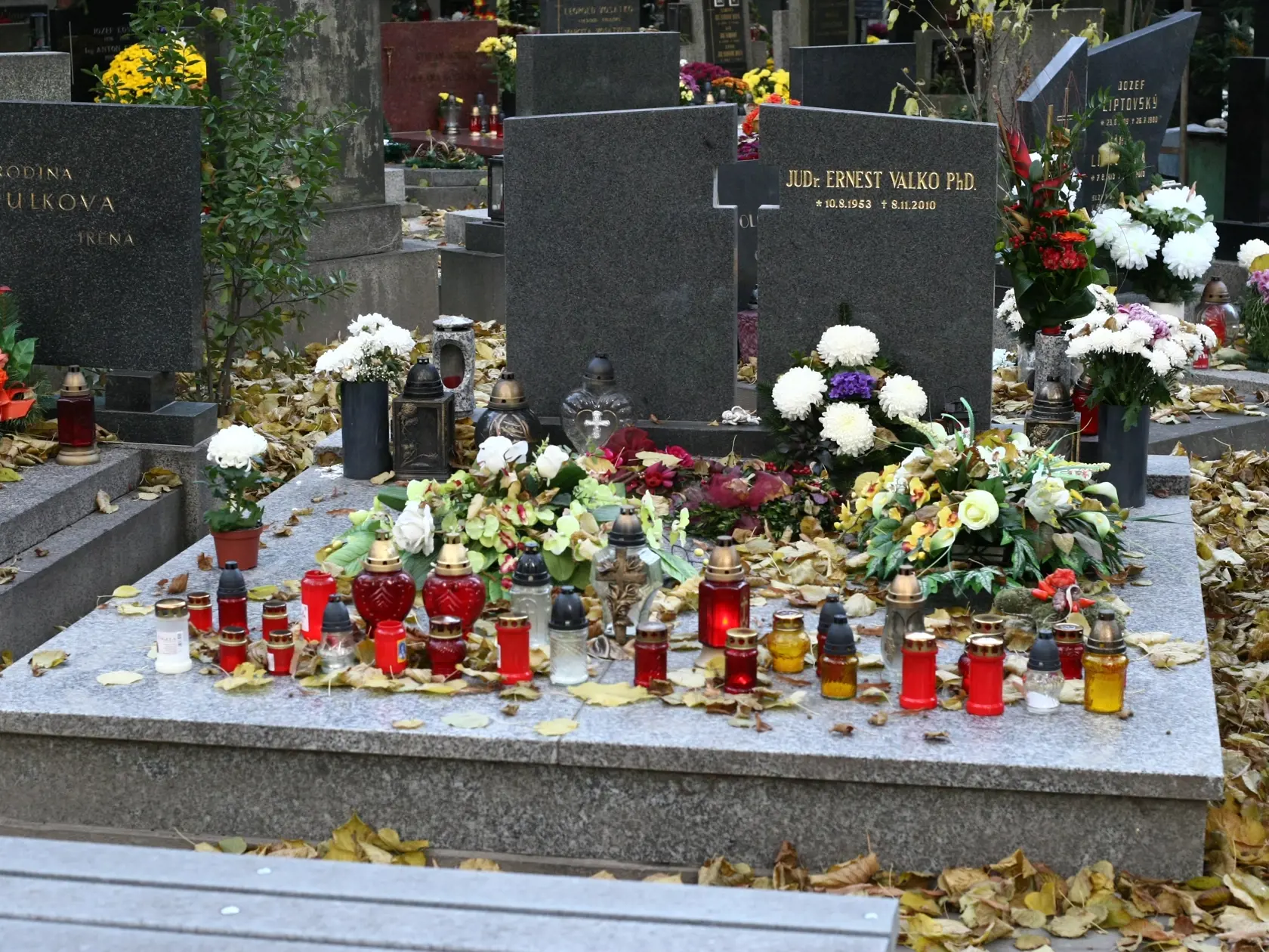 Hrob prominentného advokáta Ernesta Valka.