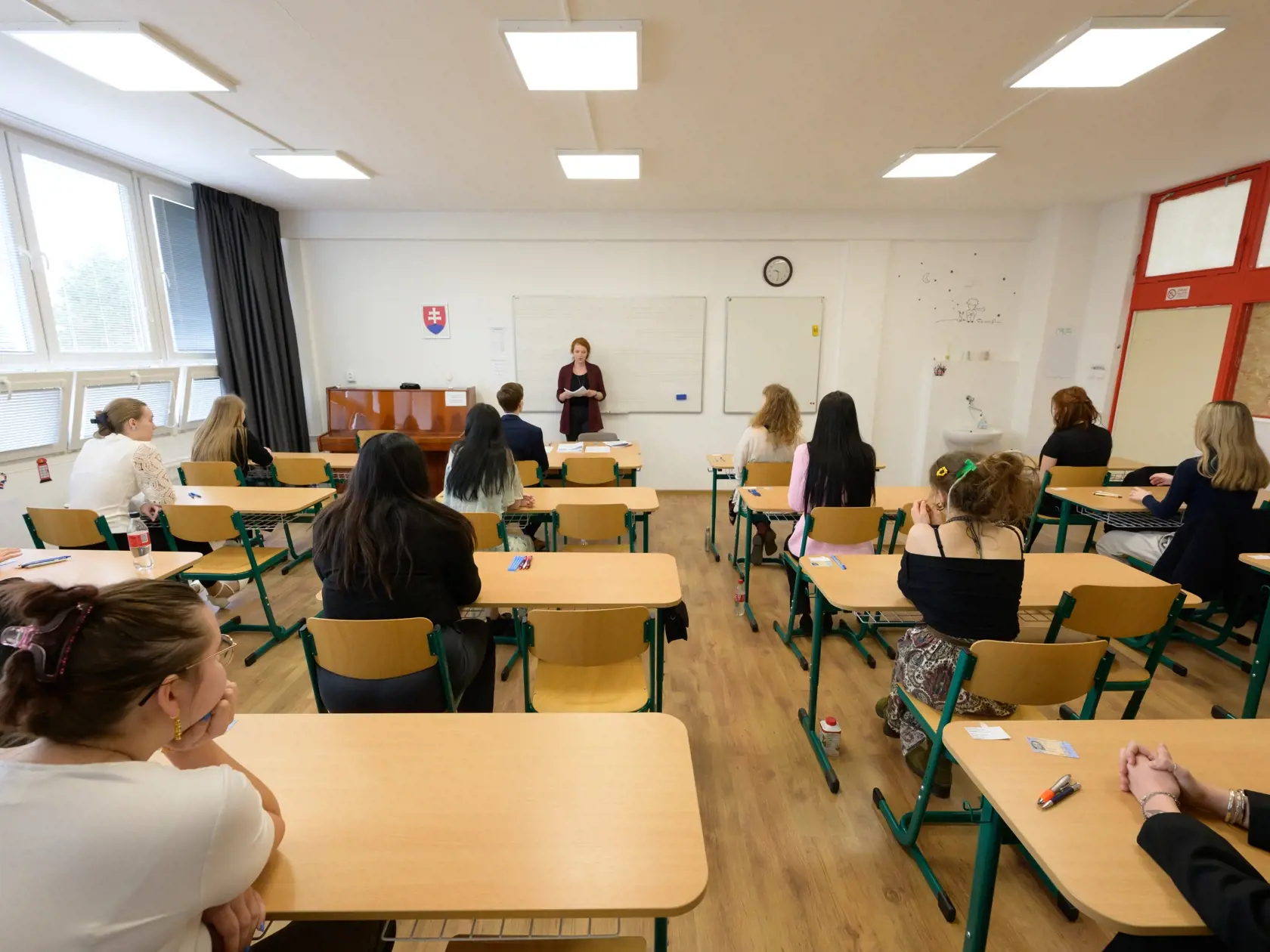 Na snímke príprava na písomné maturitné skúšky na Súkromnej škole umeleckého priemyslu v Topoľčanoch 11. marca 2025.