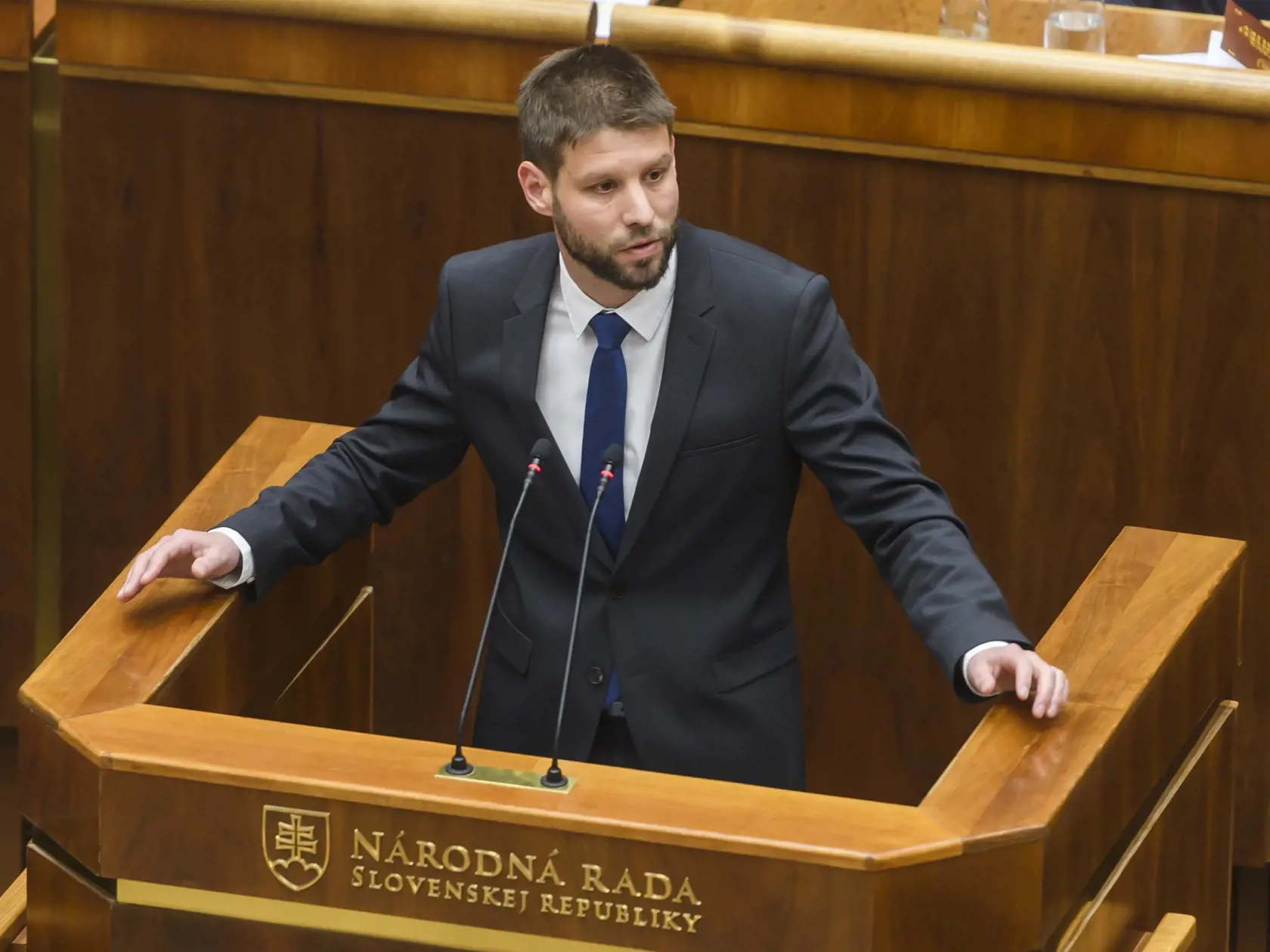 Na snímke podpredseda NRSR Michal Šimečka (Progresívne Slovensko) počas 3. chôdze NRSR k Programovému vyhláseniu vlády (PVV) SR v Bratislave 14. novembra 2023. FOTO TASR - Jaroslav Novák