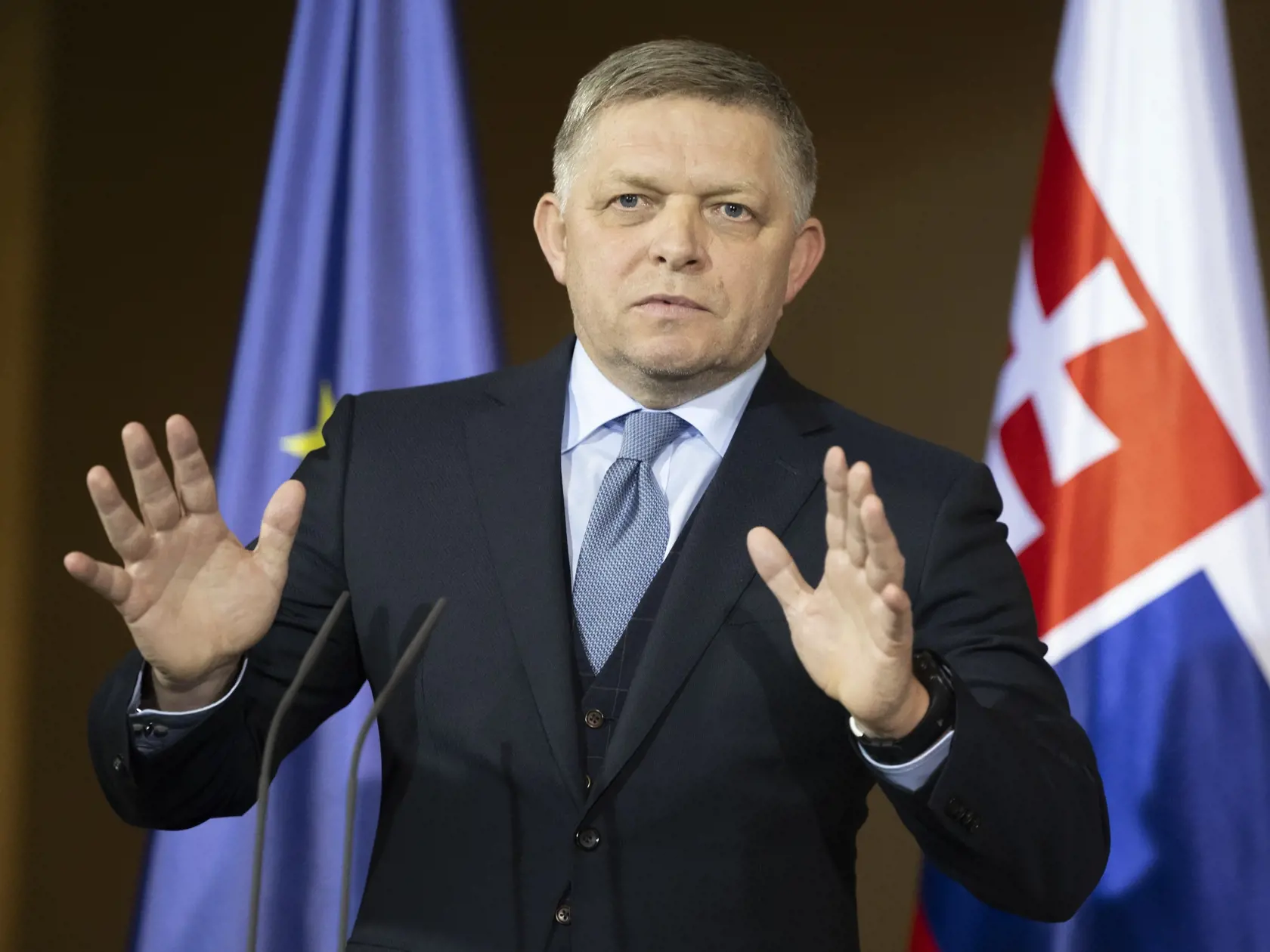 Na snímke predseda vlády SR Robert Fico (Smer-SD) počas vyhlásenia pre médiá v rámci prijatia v Berlíne u nemeckého kancelára Olafa Scholza 24. januára 2024. FOTO TASR – Martin Baumann