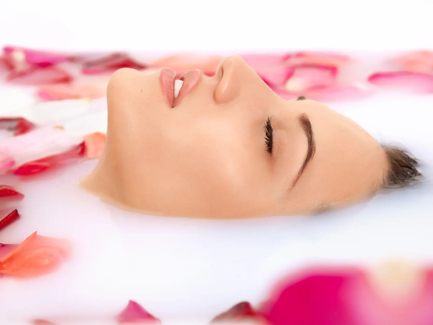 Doprajte si arómoterapiu vo forme relaxačného kúpeľa.