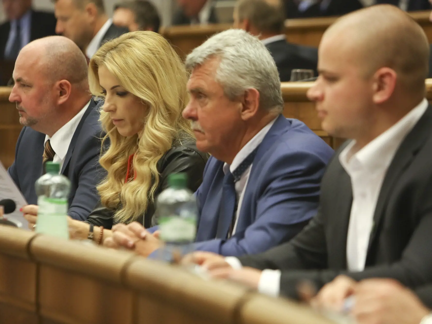 Parlament, 4. schodza
Na obr. zlava-Rastislav Holubek, Martina Simkovicova, Peter Marcek, Milan Mazurek