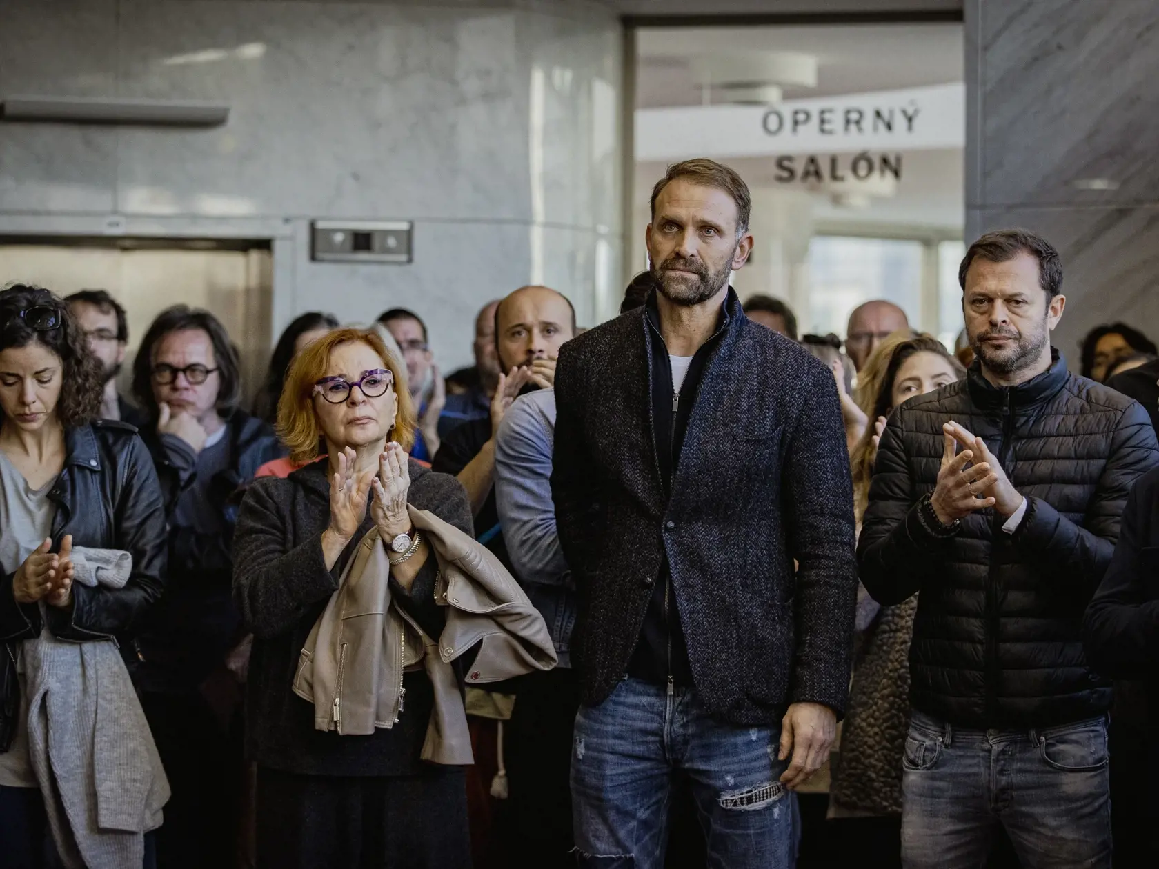 Odchádzajúci riaditeľ Slovenského národného divadla Matej Drlička sa na tlačovej konferencii v budove Slovenského národného divadla verejne ospravedlnil za svoje výroky, ktoré viedli k jeho odvolaniu z funkcie k 1.11.2022. Na snímke Ivana Kuxová, Kamila Magálová, Tomáš Maštalír a Alexander Bárta.