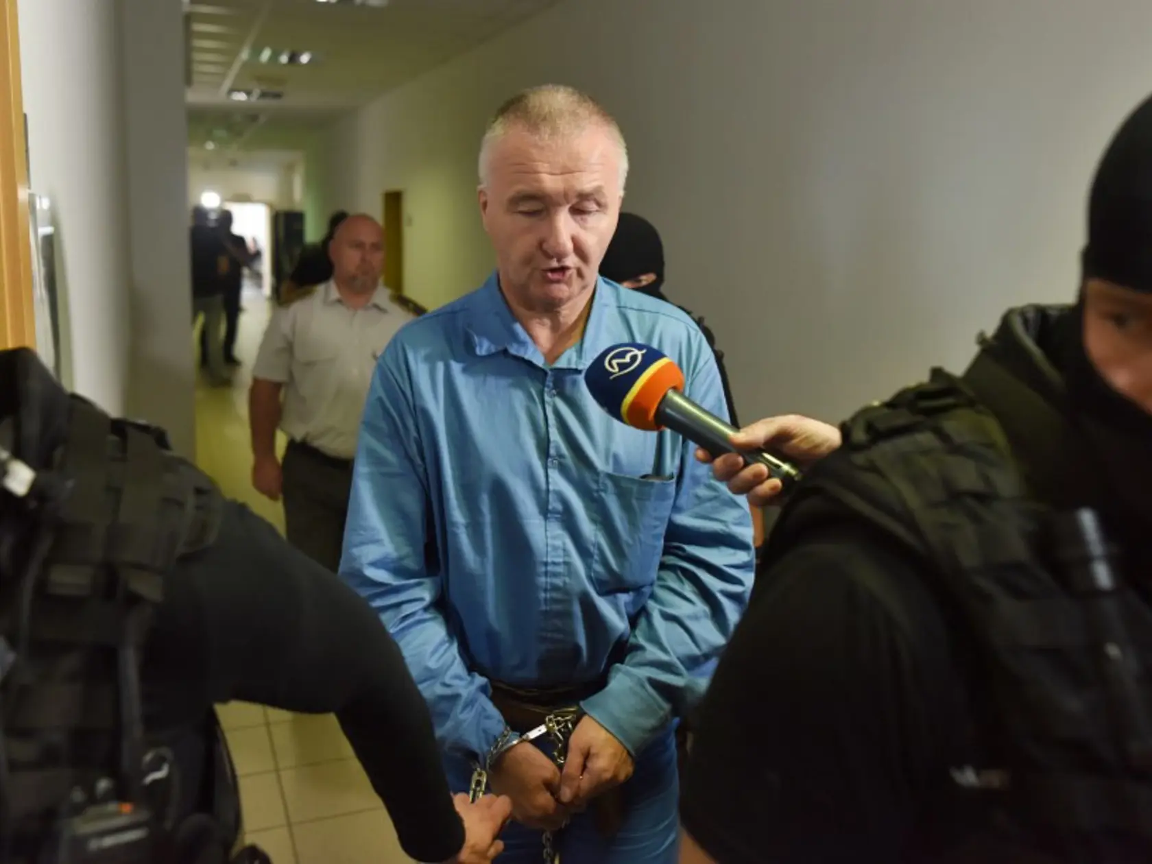 Na doživotie odsúdený Ľubor Masár po skončení pojednávania na Okresnom súde v Trnave.