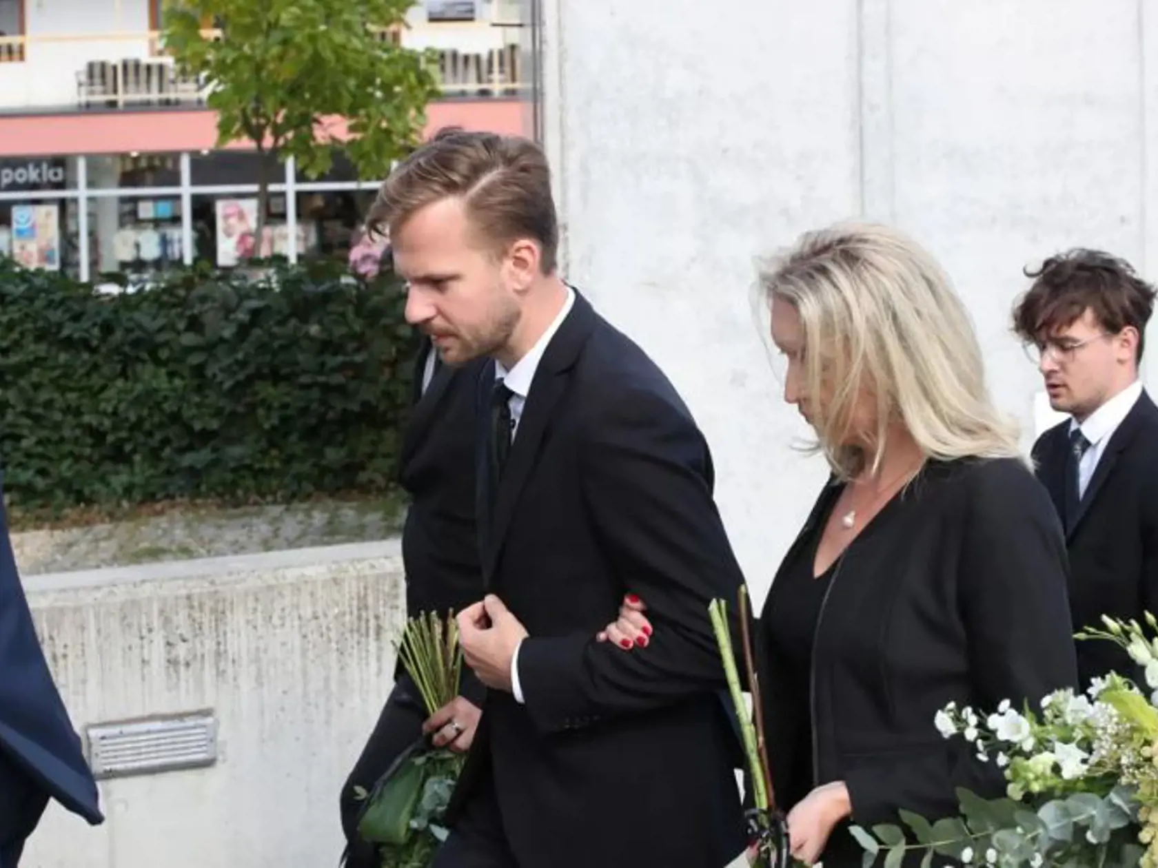 Spevák Martin Chodúr s partnerkou Ivonou.