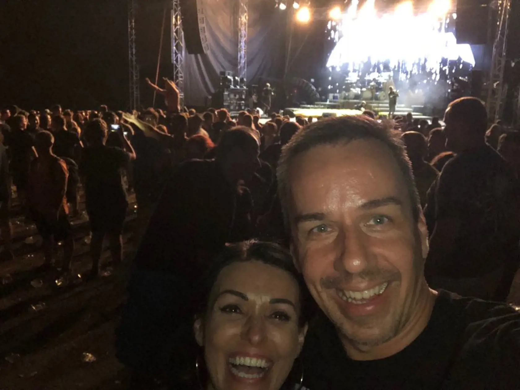 Erik Tomáš si koncert obľúbenej kapely nenechal ujsť. 