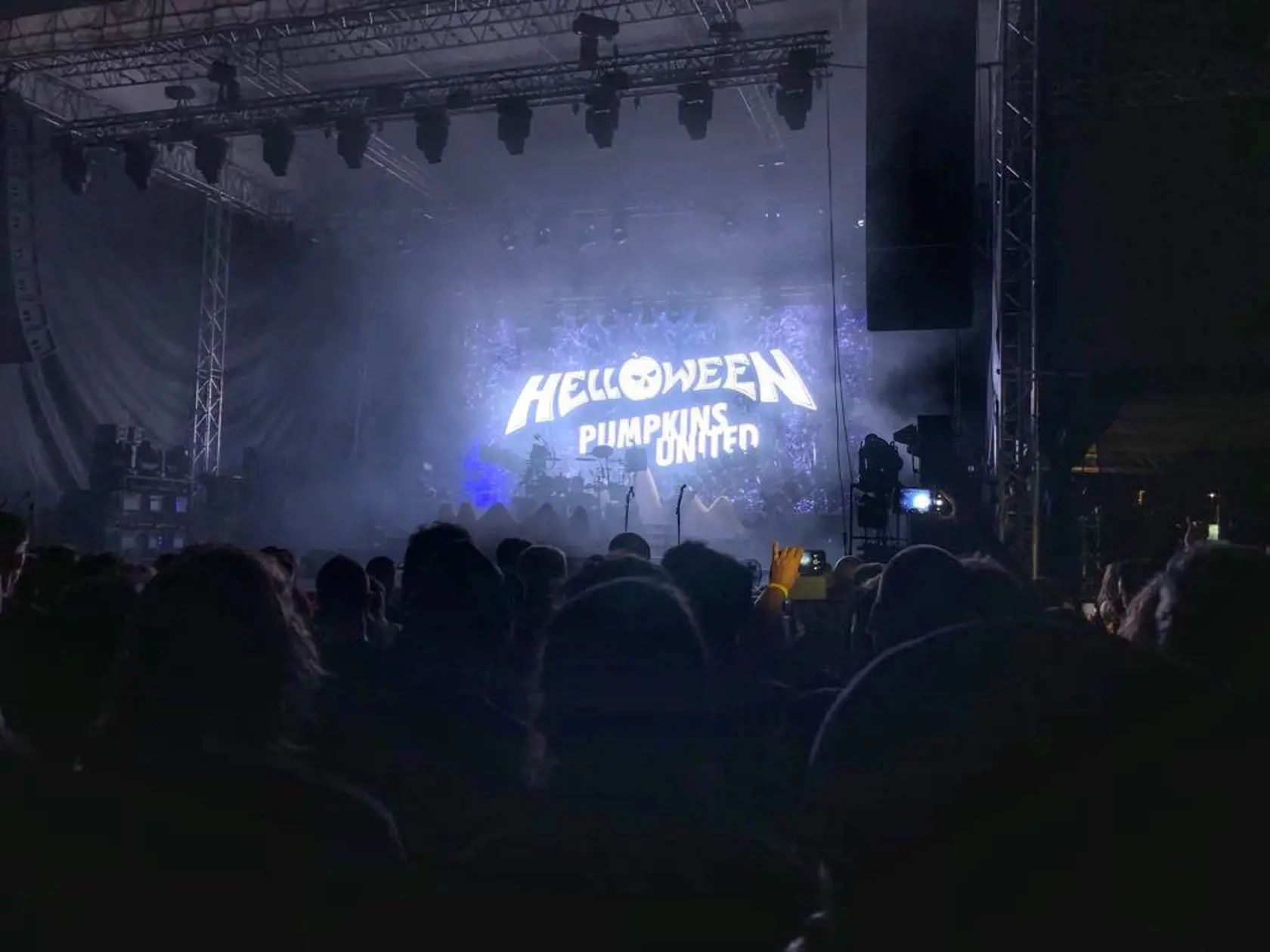 Erik Tomáš si koncert obľúbenej kapely nenechal ujsť. 