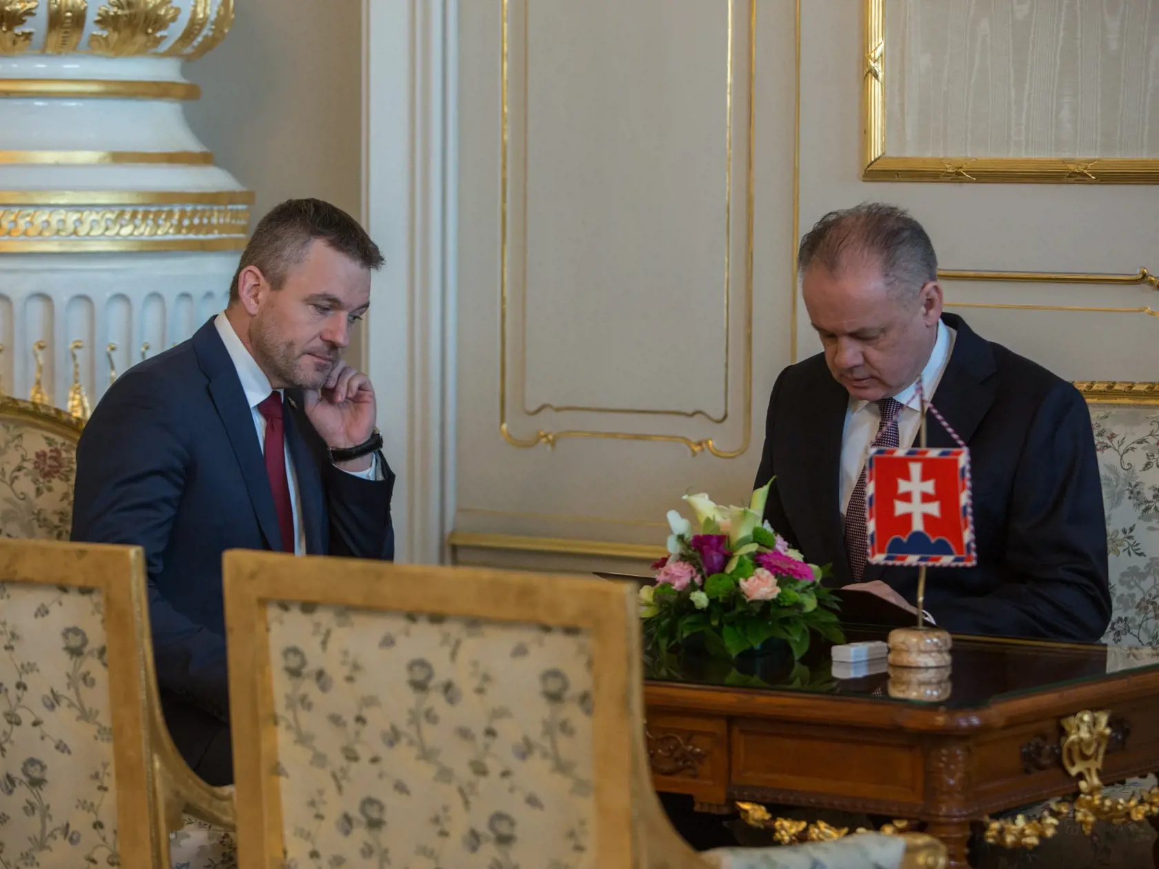 Peter Pellegrini priniesol prezidentovi Andreovi Kiskovi dalsí návrch na zostavenie vlády.