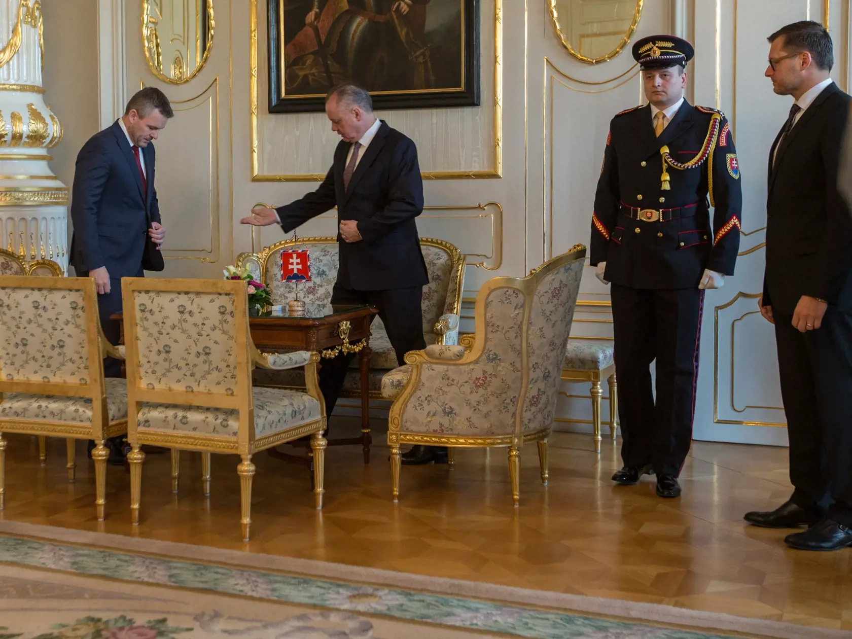 Peter Pellegrini priniesol prezidentovi Andreovi Kiskovi dalsí návrch na zostavenie vlády.
