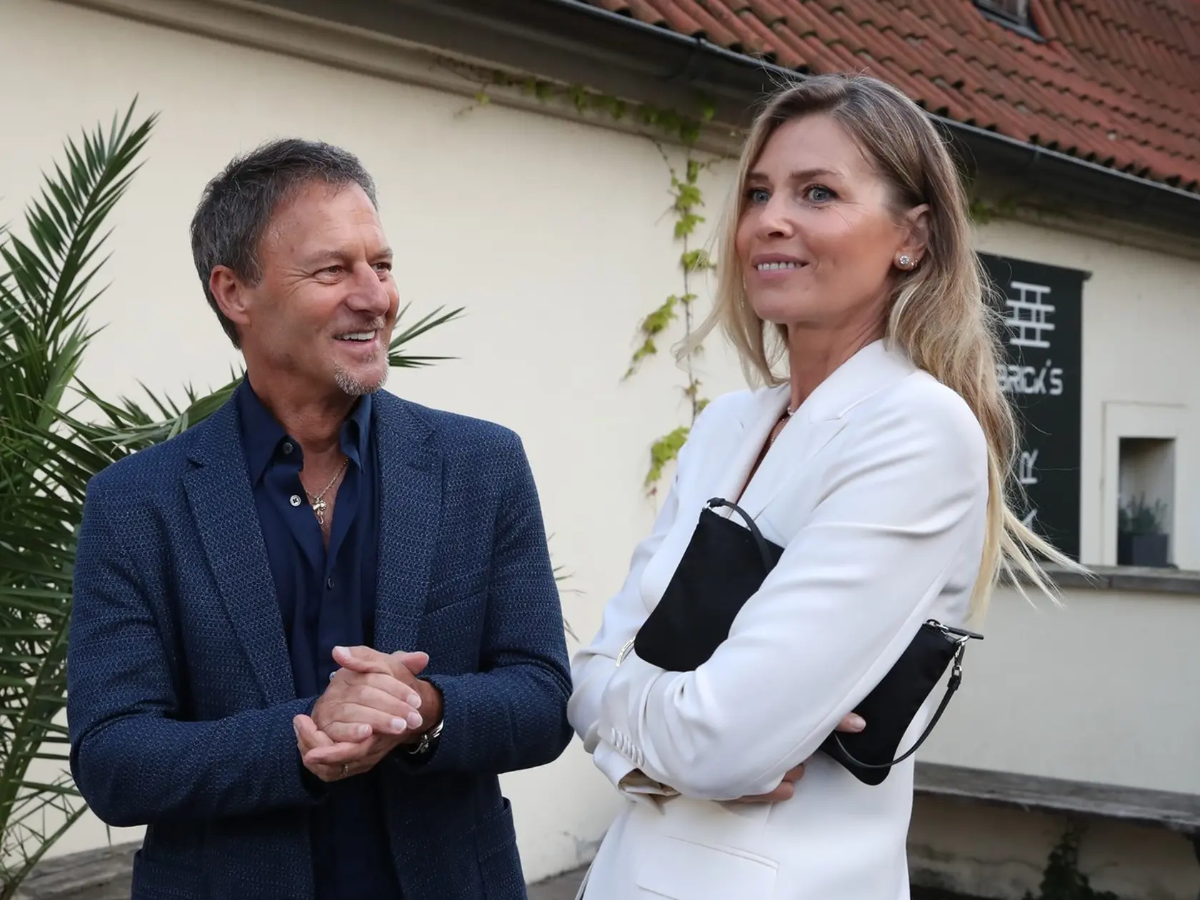 Paľo a Daniela na letnej párty.