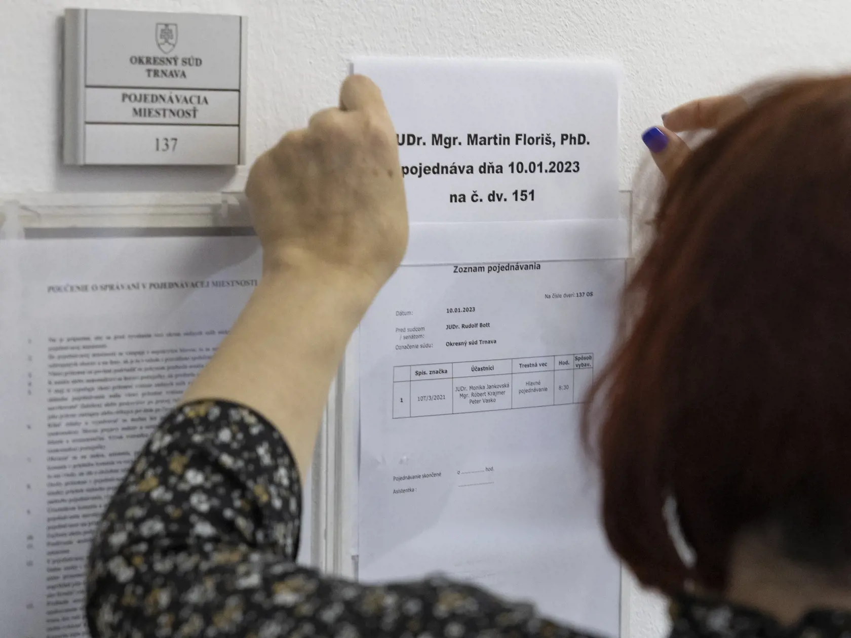 Pojednávanie na Okresnom súde v Trnave s Monikou Jankovskou (v neprítomnosti), Róbertom Krajmerom a Petrom Vaskom, ktorá je obžalovaná zo zločinu vydierania v kauze Fatima.