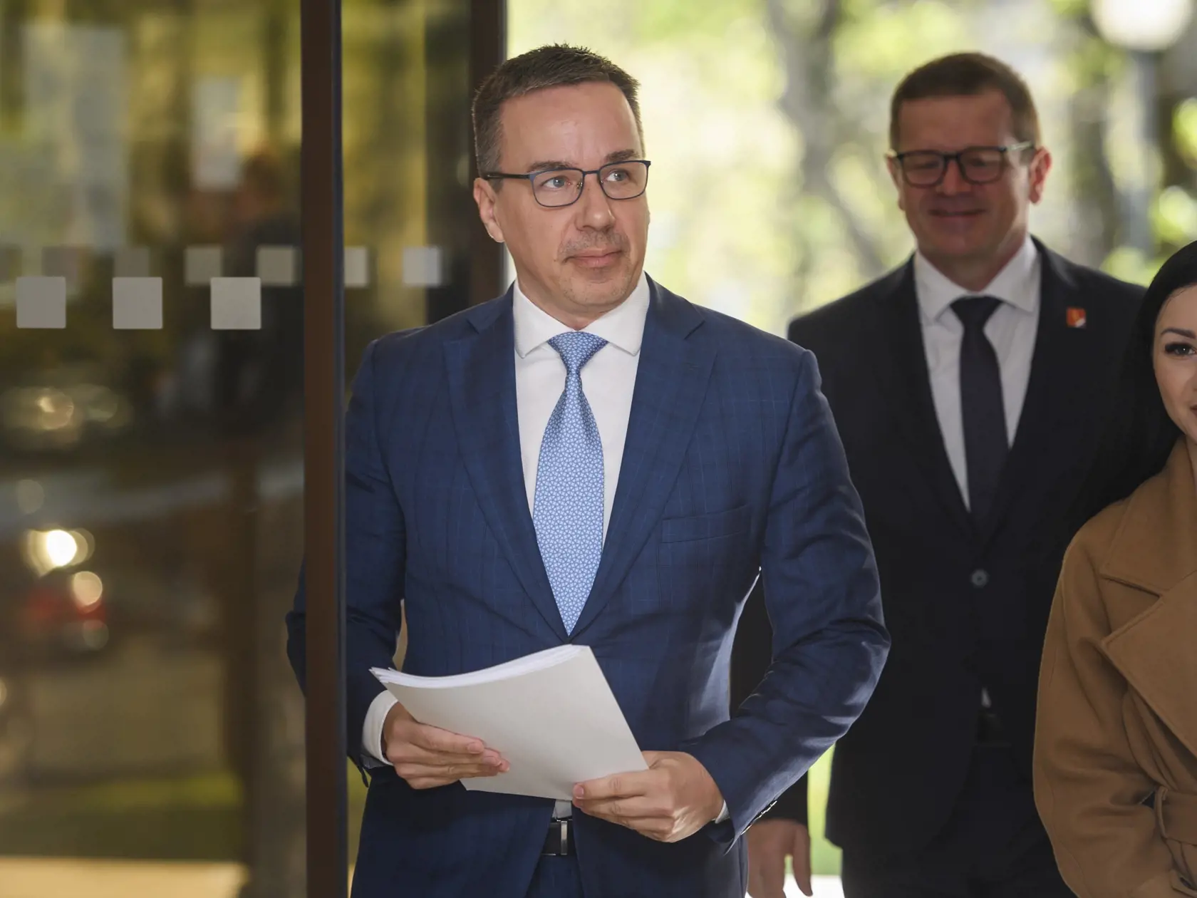 Minister práce Erik Tomáš okuliare kedysi nepotreboval.