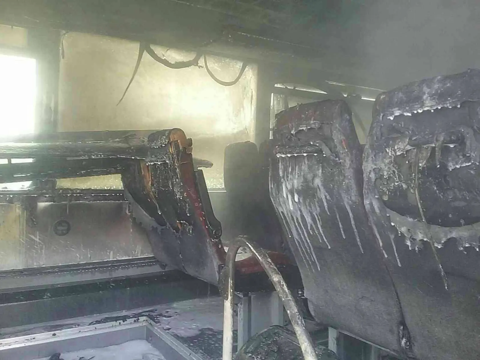 Zhorené miesta na sedenie autobusu pri Závažnej Porube