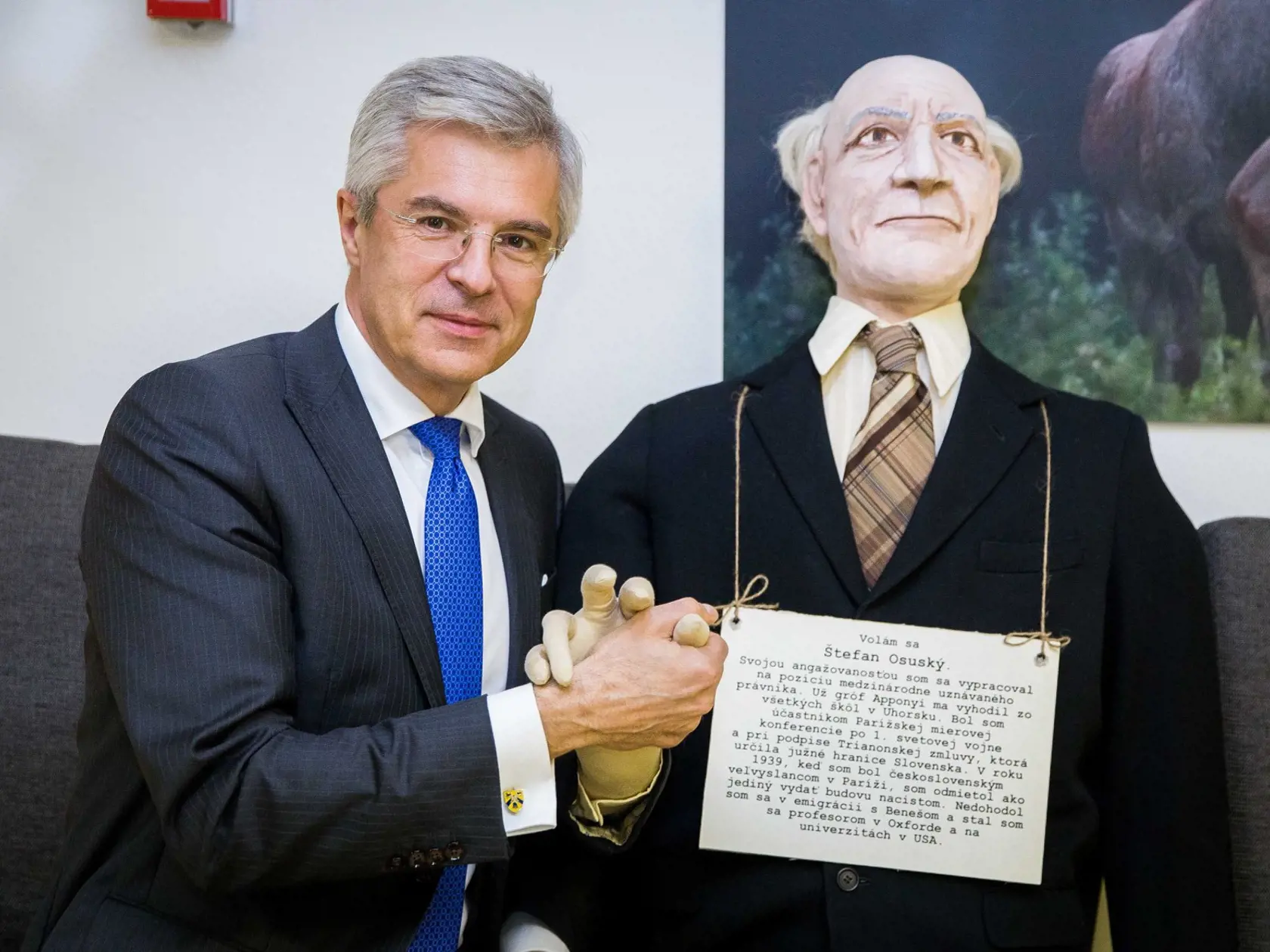 Náš diplomat Ivan Korčok podporuje informovanie o našej histórii aj takýmto zaujímavým spôsobom