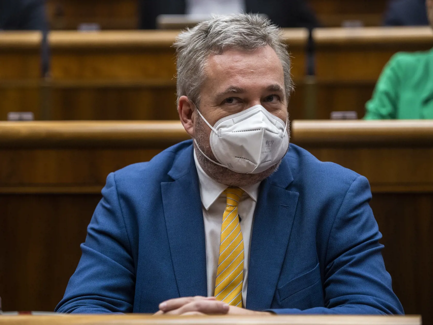 Aktuálne sa ukázalo, že novela zákona o obecnom zriadení predsa len nie je v poriadku. Upozornil na to poslanec SaS a štátny tajomník Ministerstva spravodlivosti Ondrej Dostál. Ten sa na názor ohľadom navrhovanej novely pýtal ministra vnútra Romana Mikulca, keďže rezort vnútra má samosprávu v gescii.
