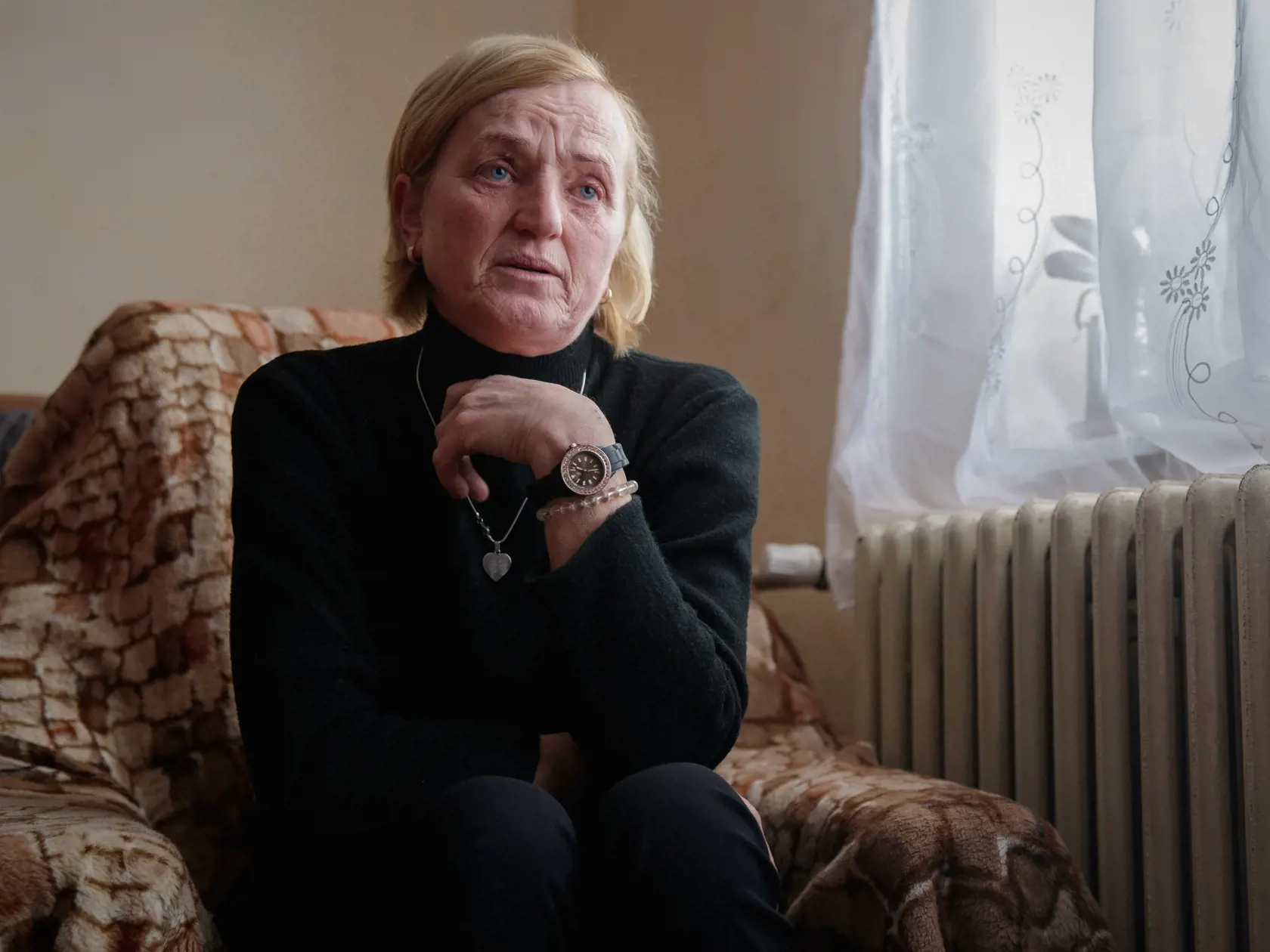 Spomienka na zavraždeného investigatívneho novinára Jána Kuciaka a jeho snúbenicu Martinu Kušnírovú, ktorú pred rokom zavraždili v ich dome vo Veľkej Mači. Na snímke je pani Zlatica Kušnírová, matka zavraždenej Martiny.