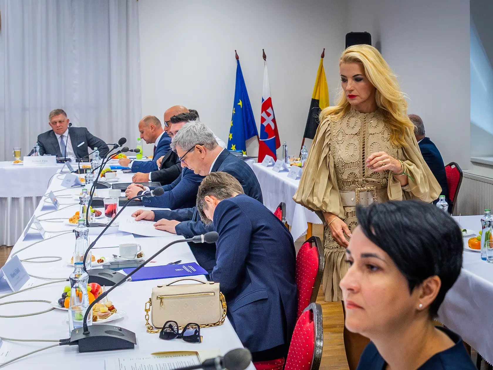 Výjazdové rokovanie vlády v Handlovej. Na snímke Martina Šimkovičová.